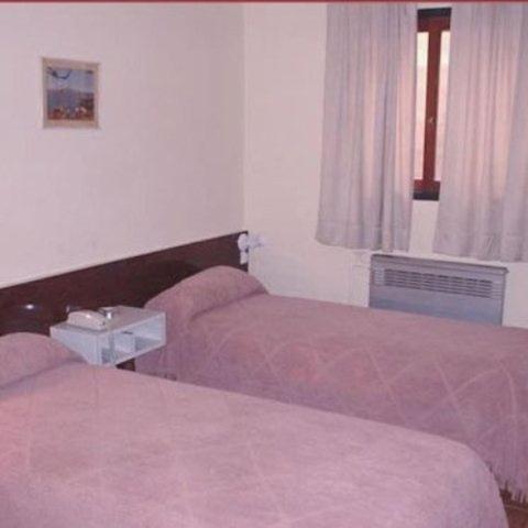 Double or Twin Room photo 2
