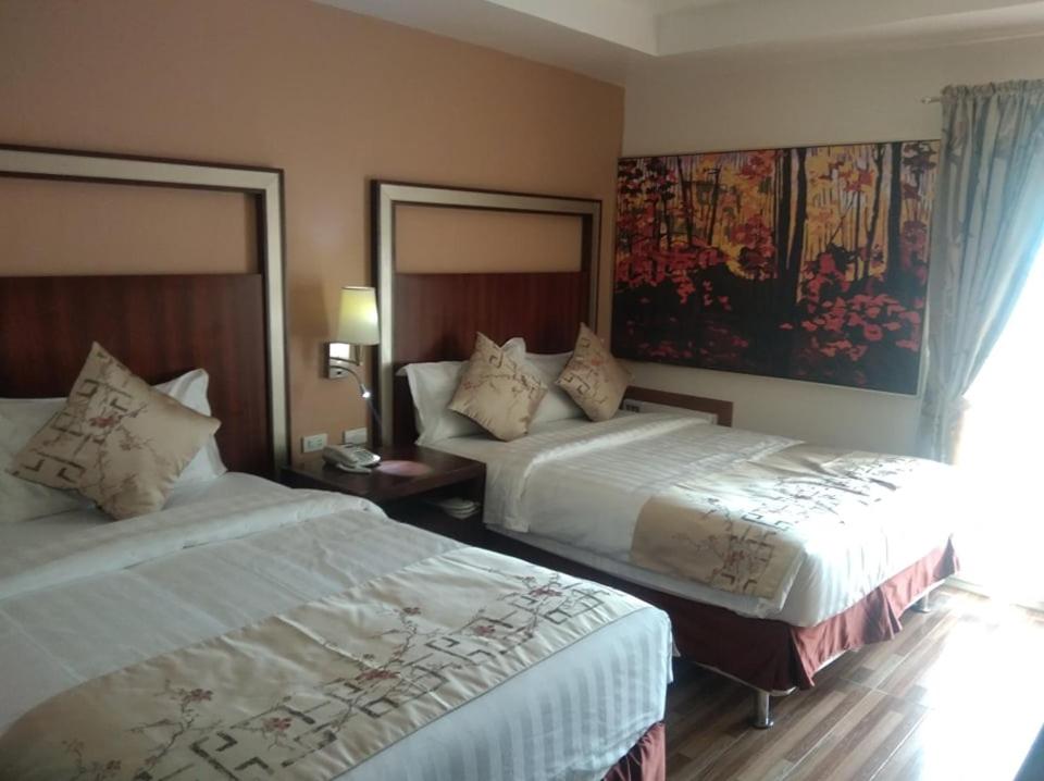 Deluxe Triple Room with Sea View