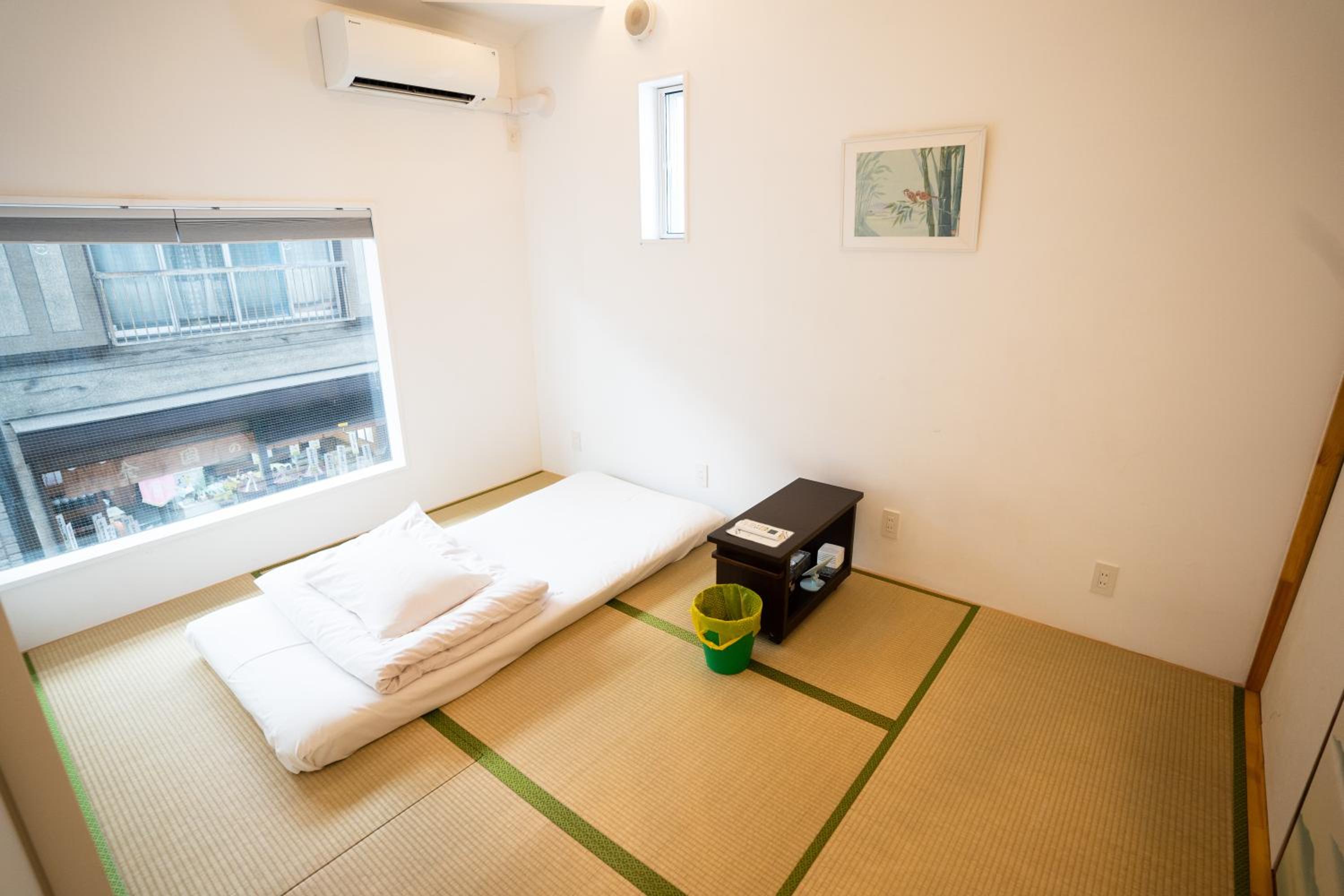 Triple Room with Shared Bathroom photo 3