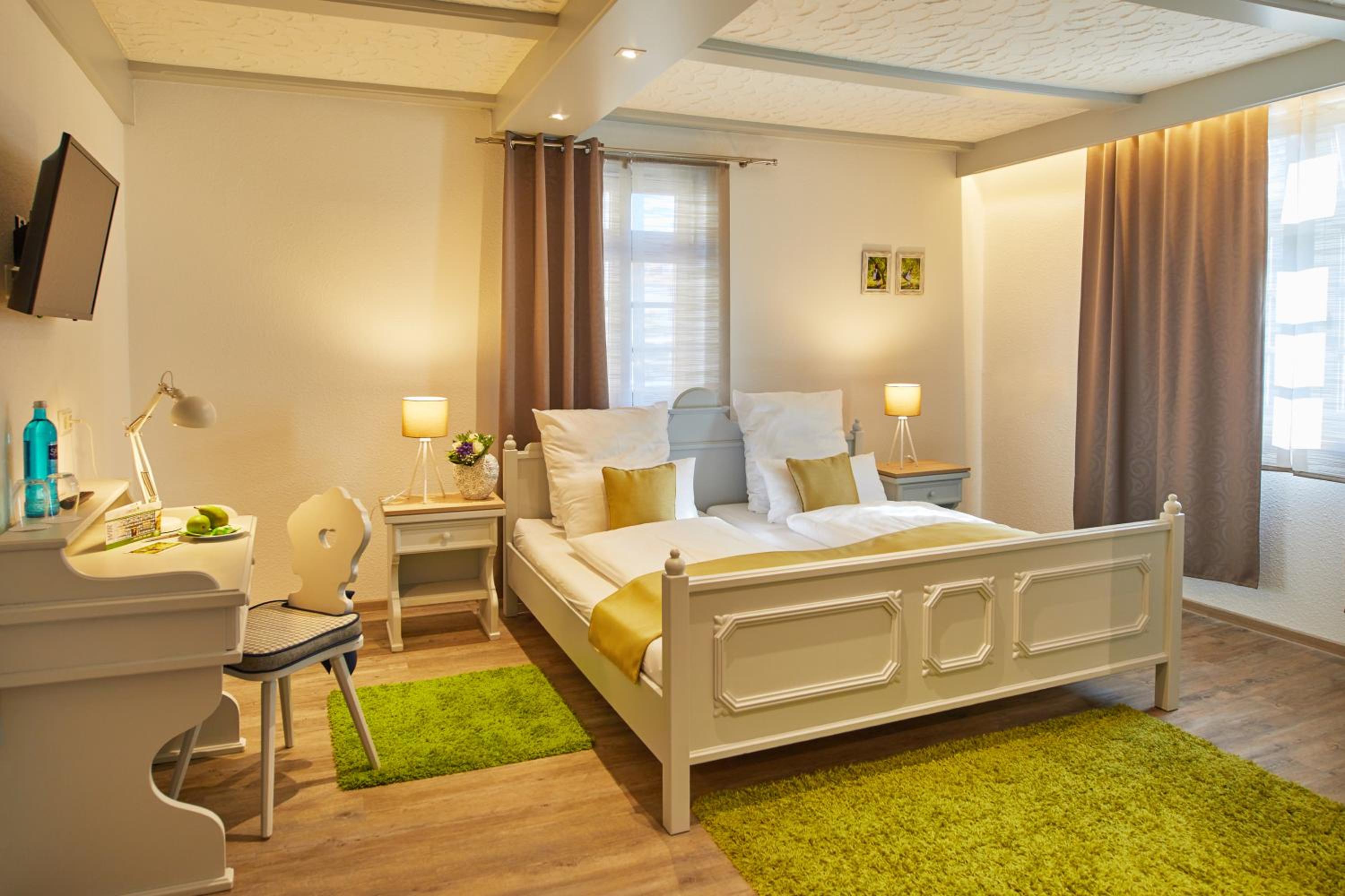 Standard Double Room - Photo 6