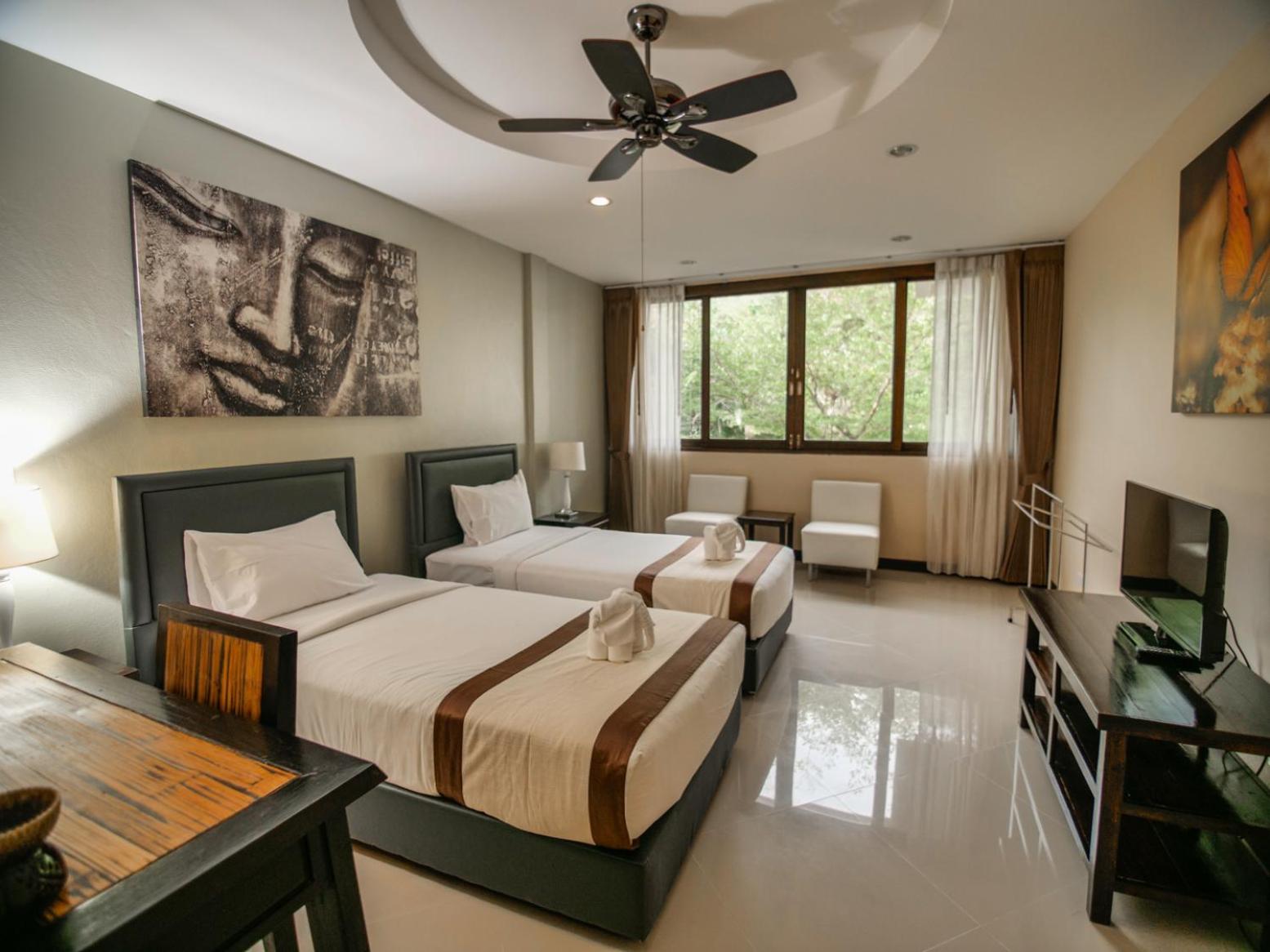 Deluxe Room with Sea View Balcony photo 1