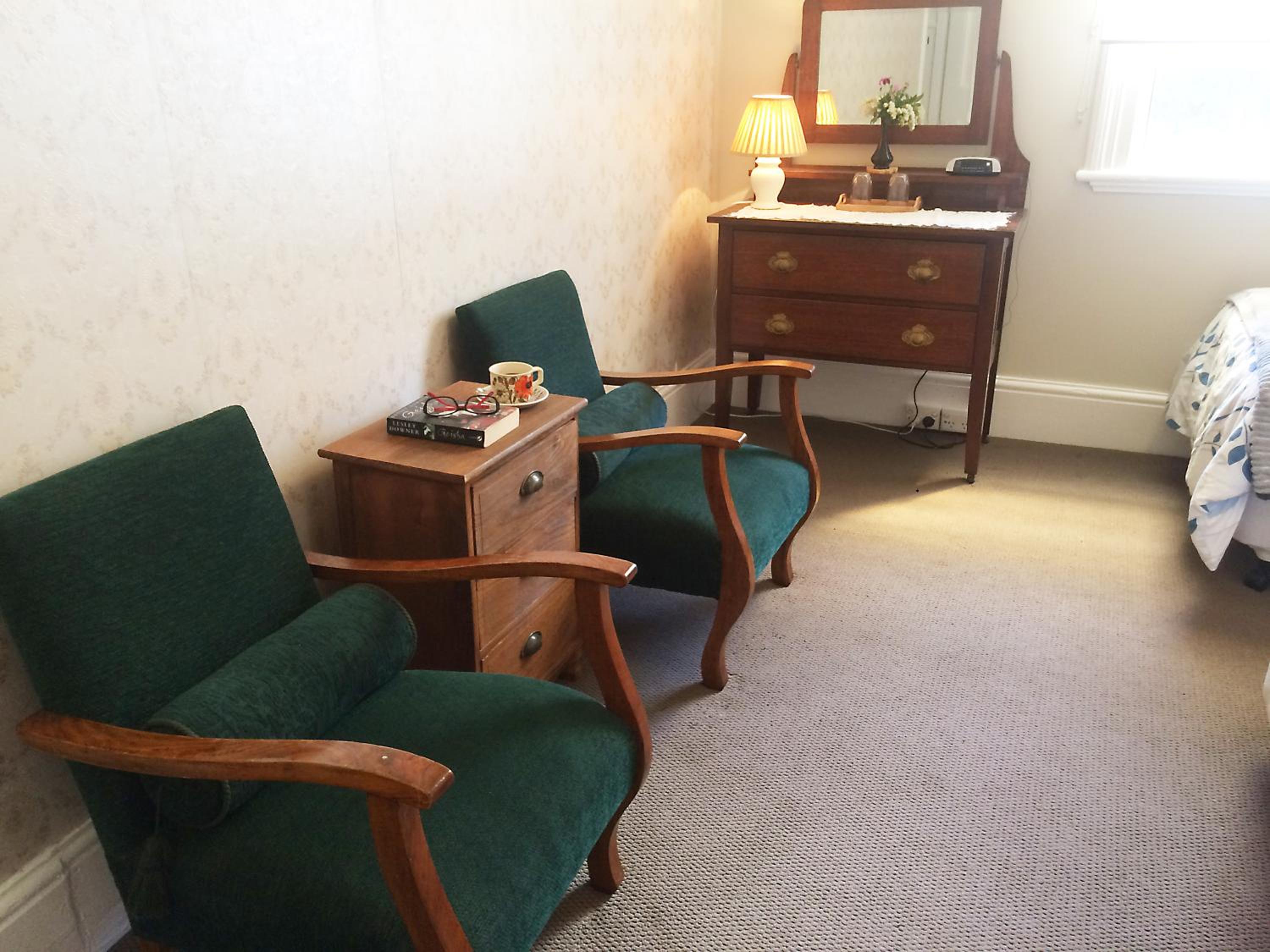 Small Twin Room photo 1