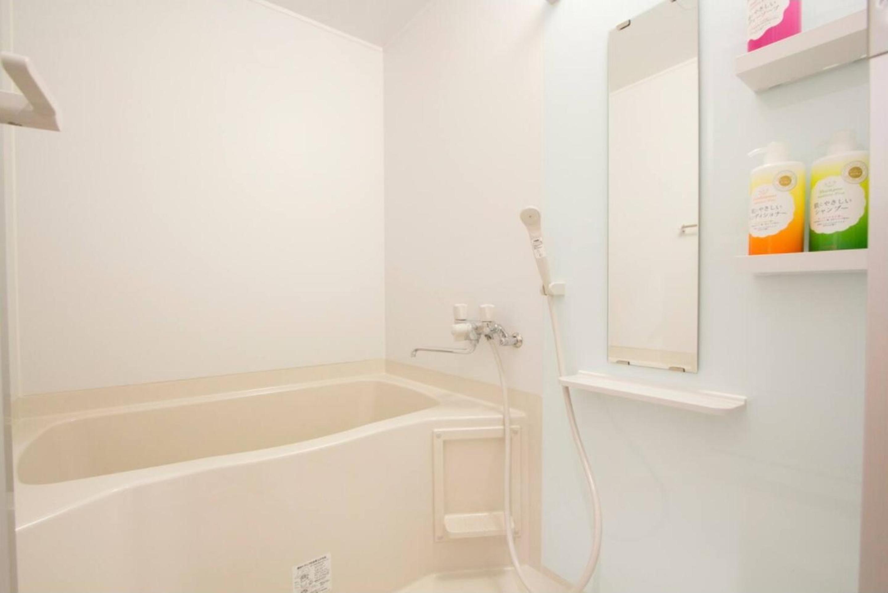 One-Bedroom Apartment - Photo 75