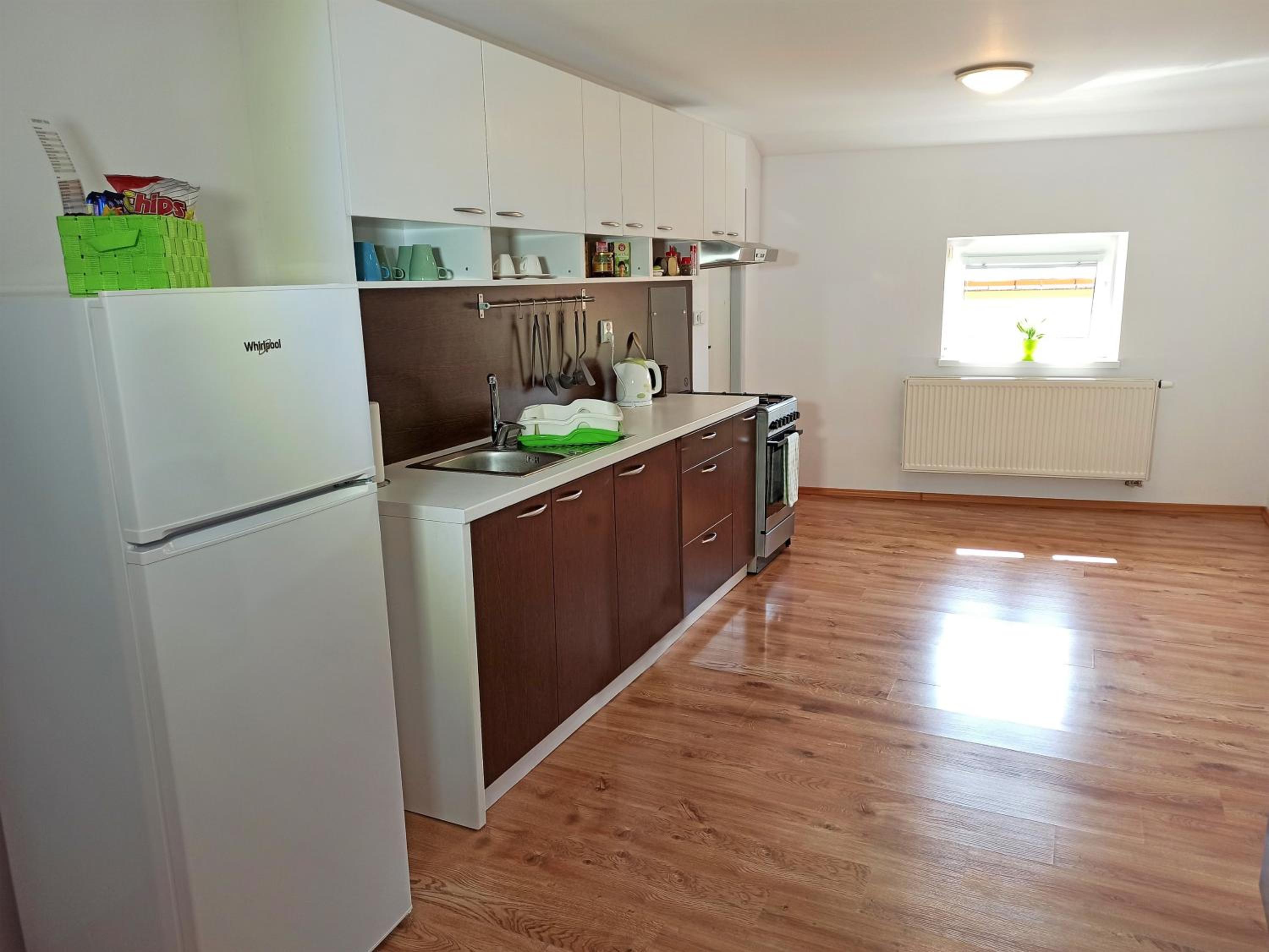 One-Bedroom Apartment - Photo 5
