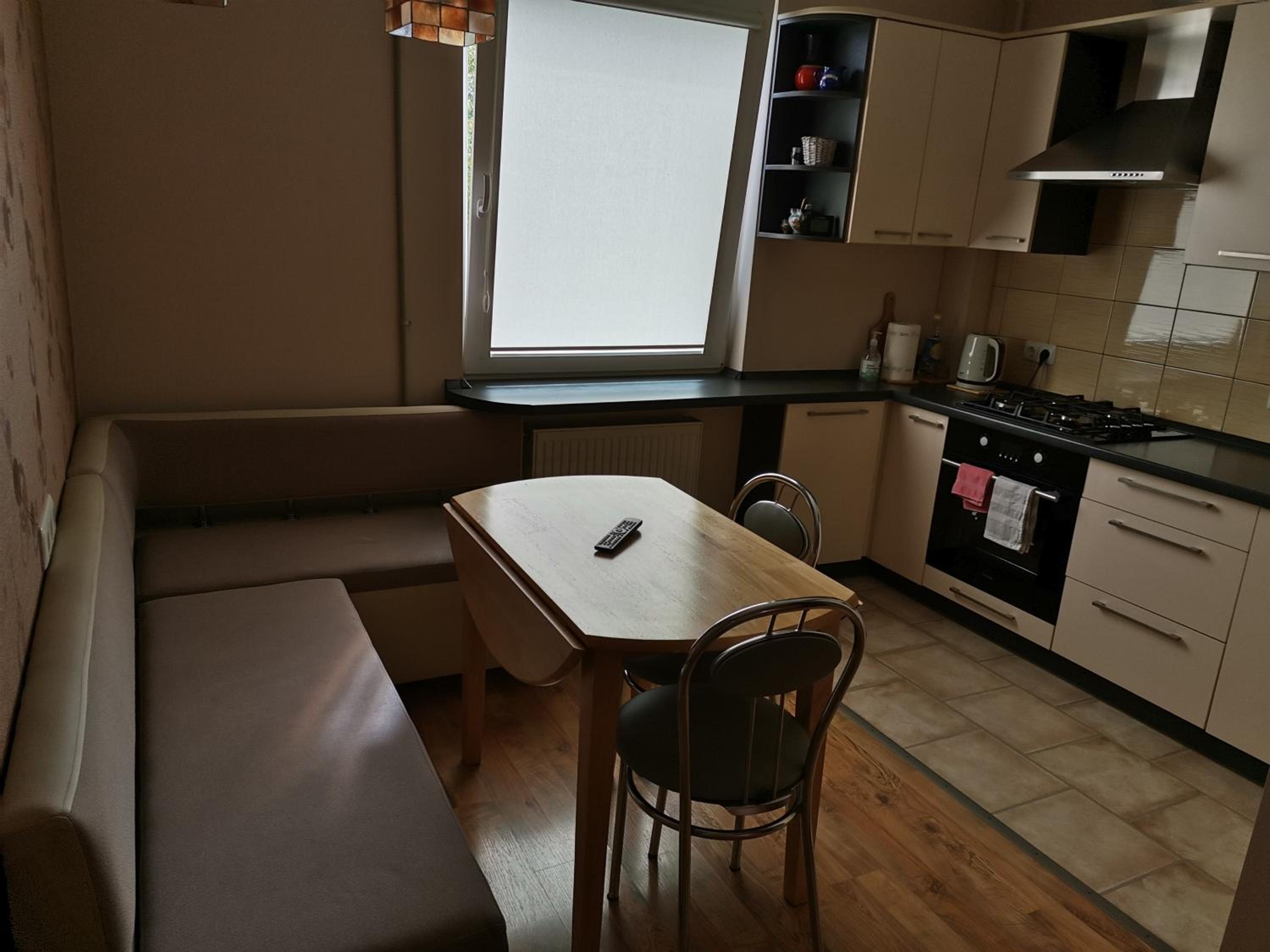 Apartment photo 2