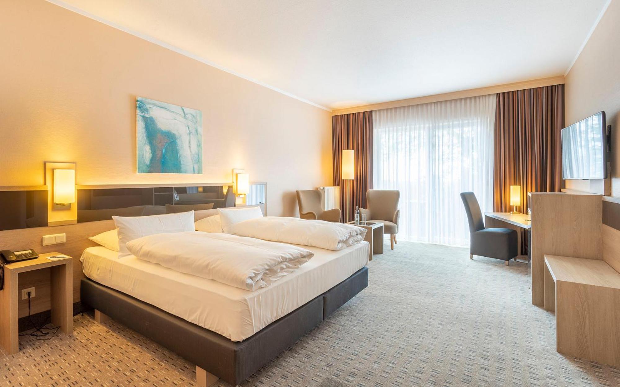 Superior King Room photo 2