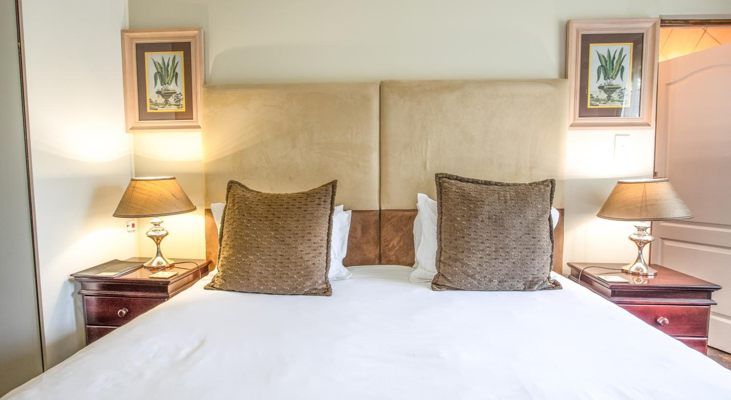 Standard Double or Twin Room photo 3