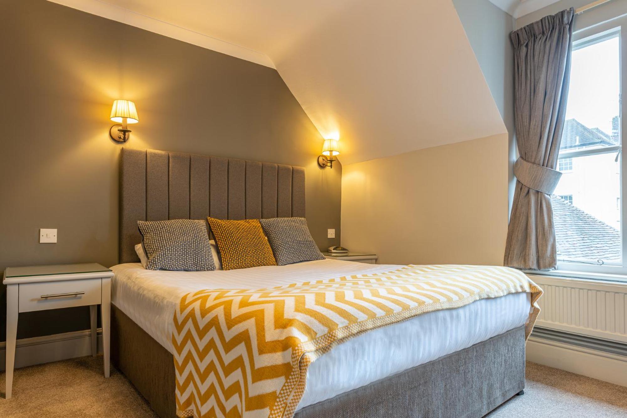 Double Room - Photo 1