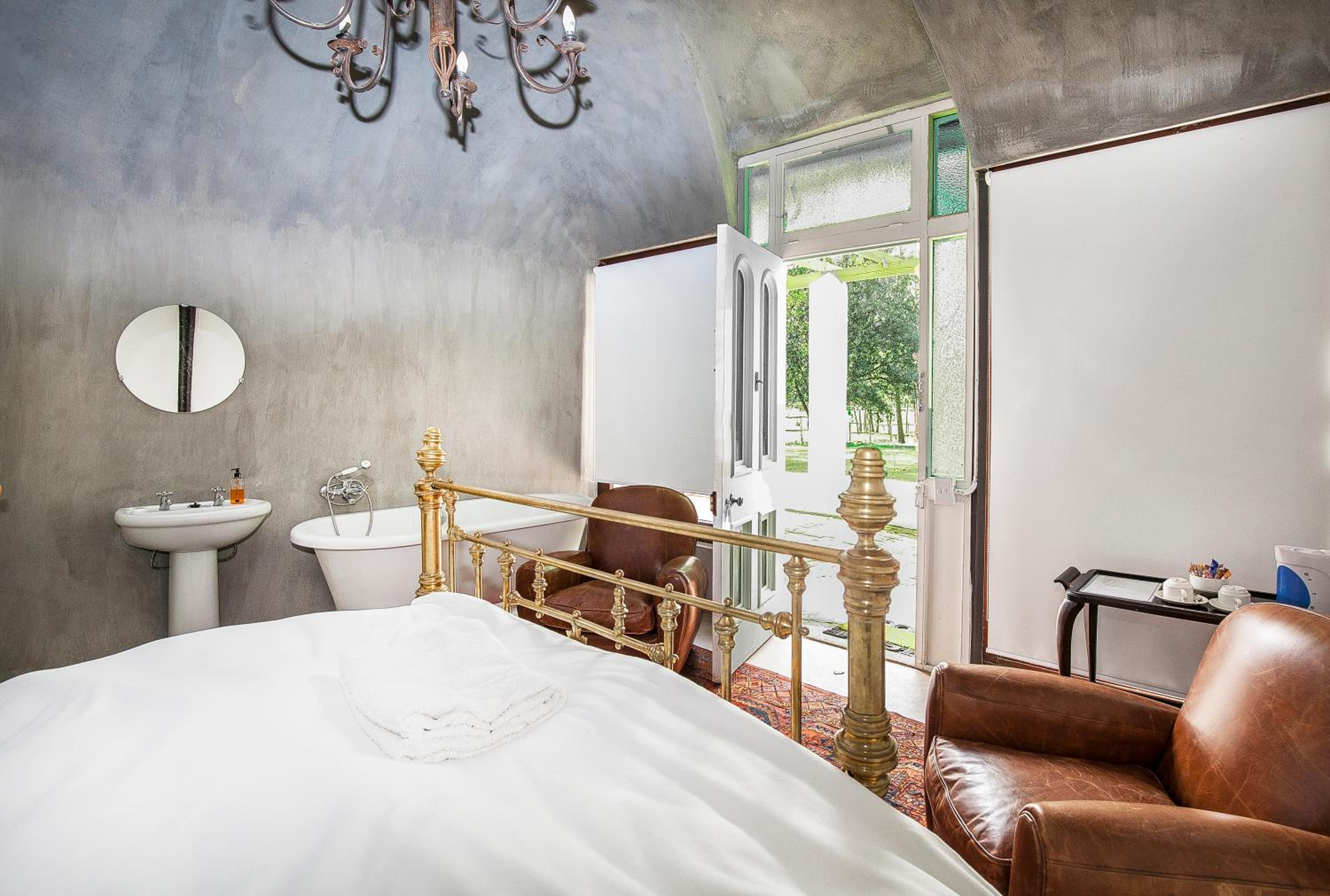 Double Room with Garden View - Photo 1