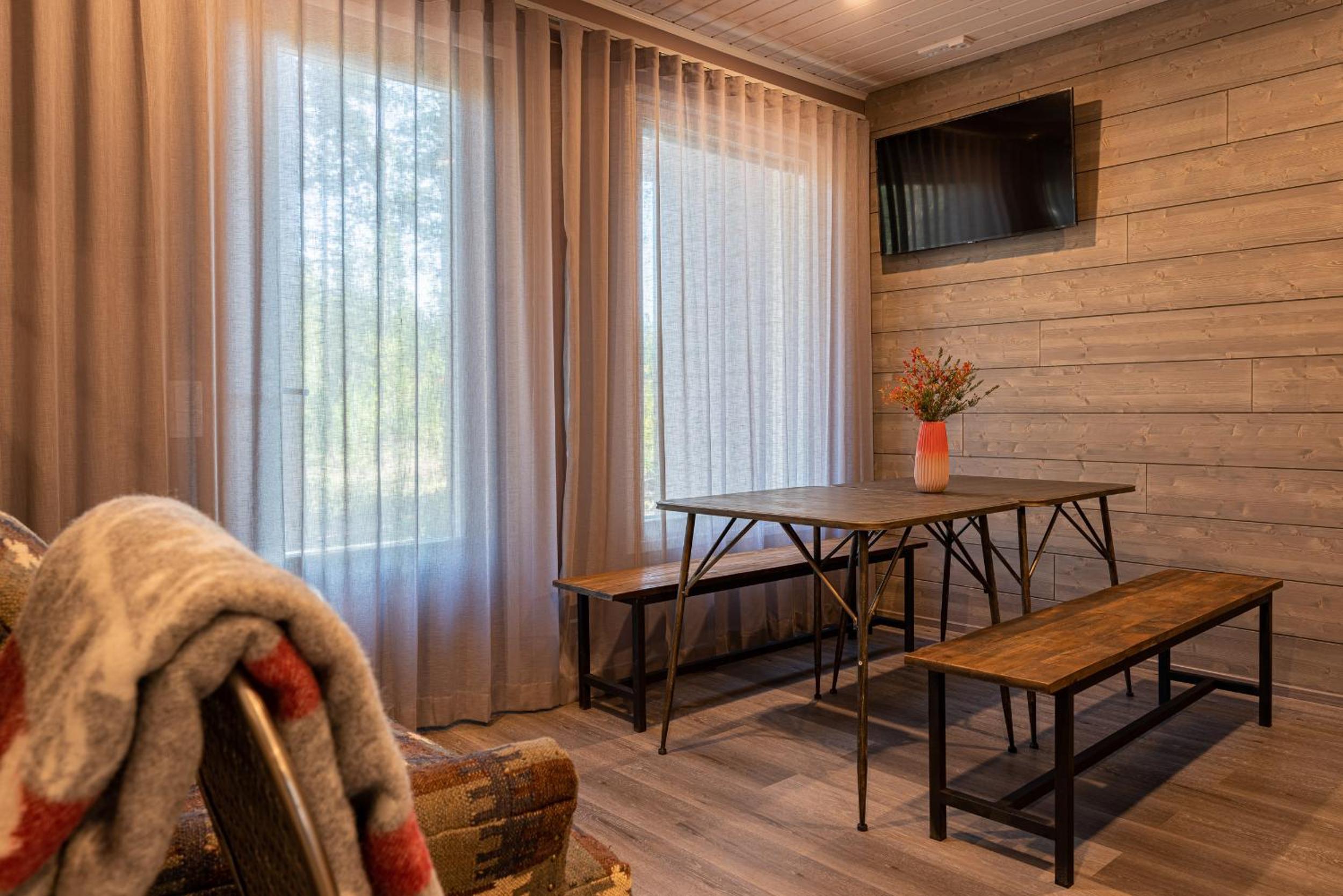 Two-Bedroom Apartment - Photo 15