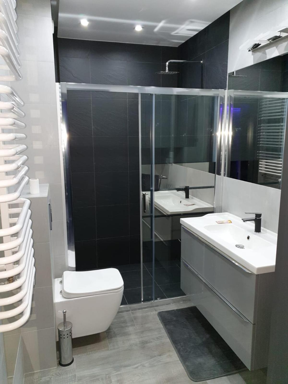 Studio Apartment - Photo 14