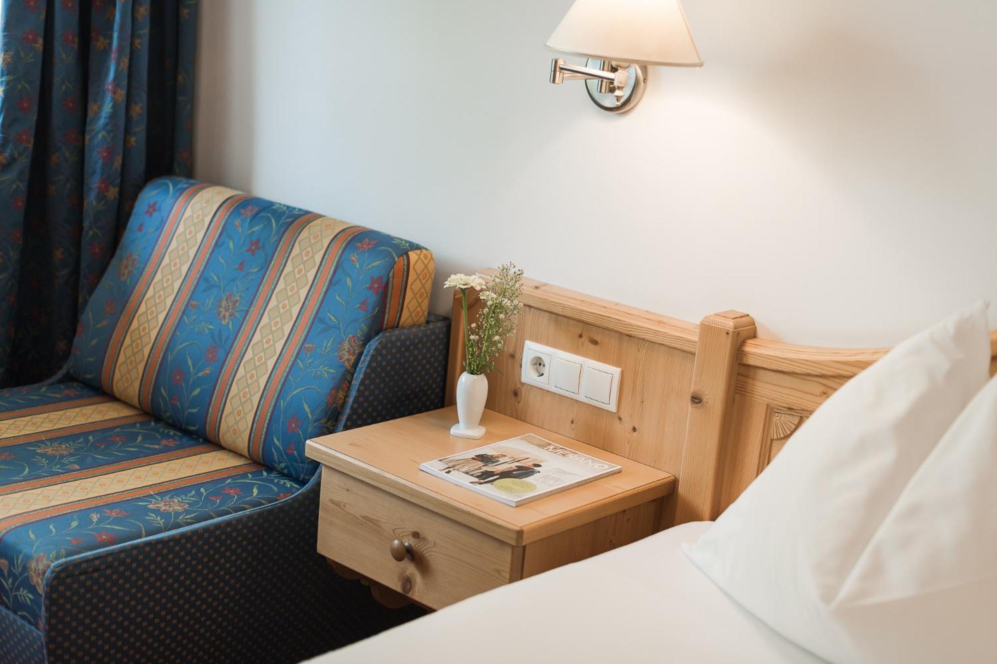Double Room with Balcony and Mountain View photo 2