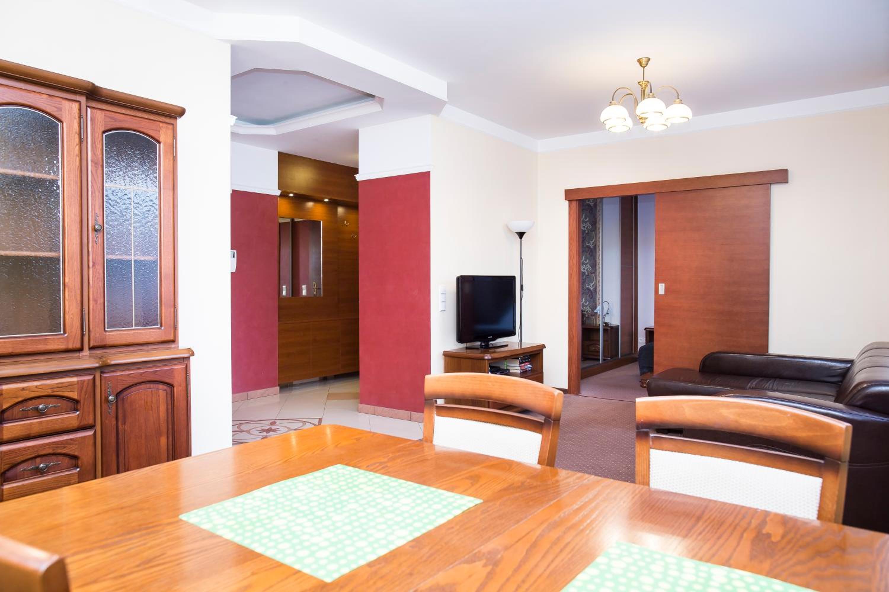 One-Bedroom Family Apartment
