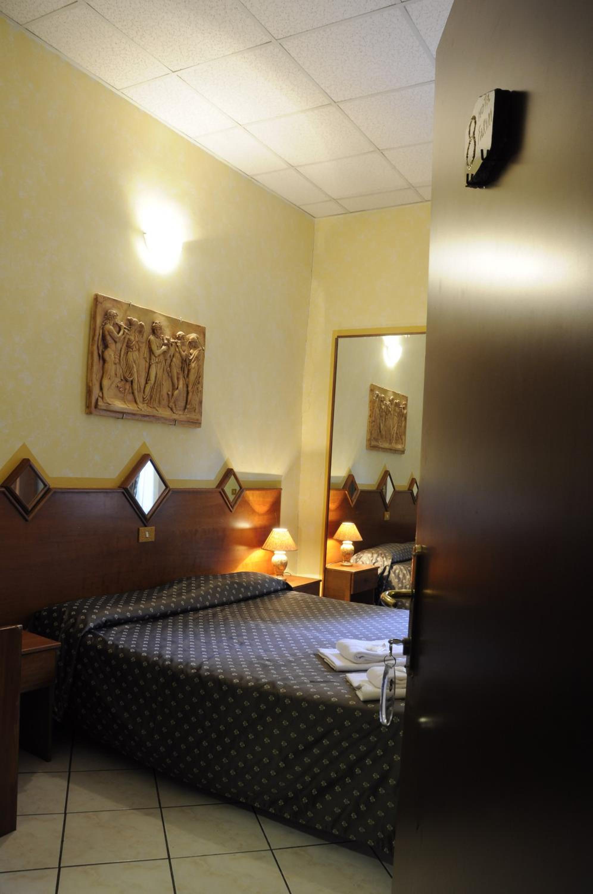 Quadruple Room With Private Bathroom photo 2