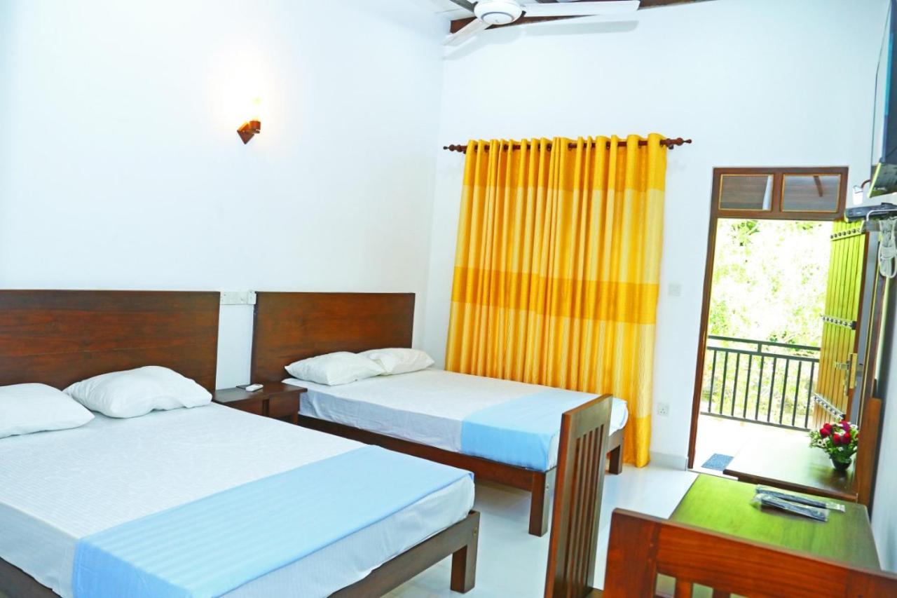 Standard Double or Twin Room photo 3