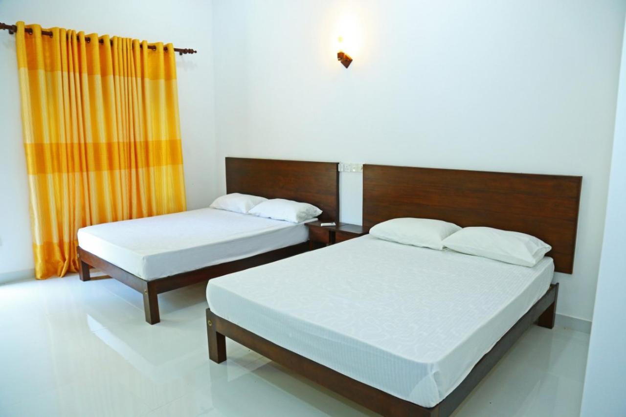Standard Double or Twin Room photo 2