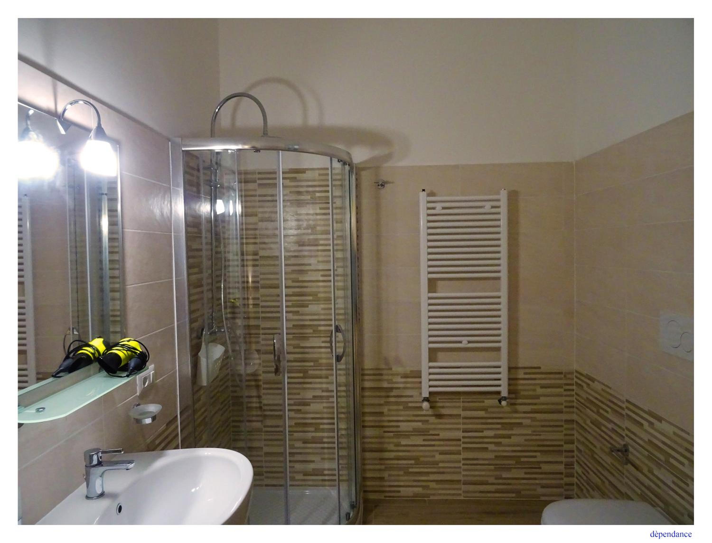 Luxury Triple Room - Photo 4