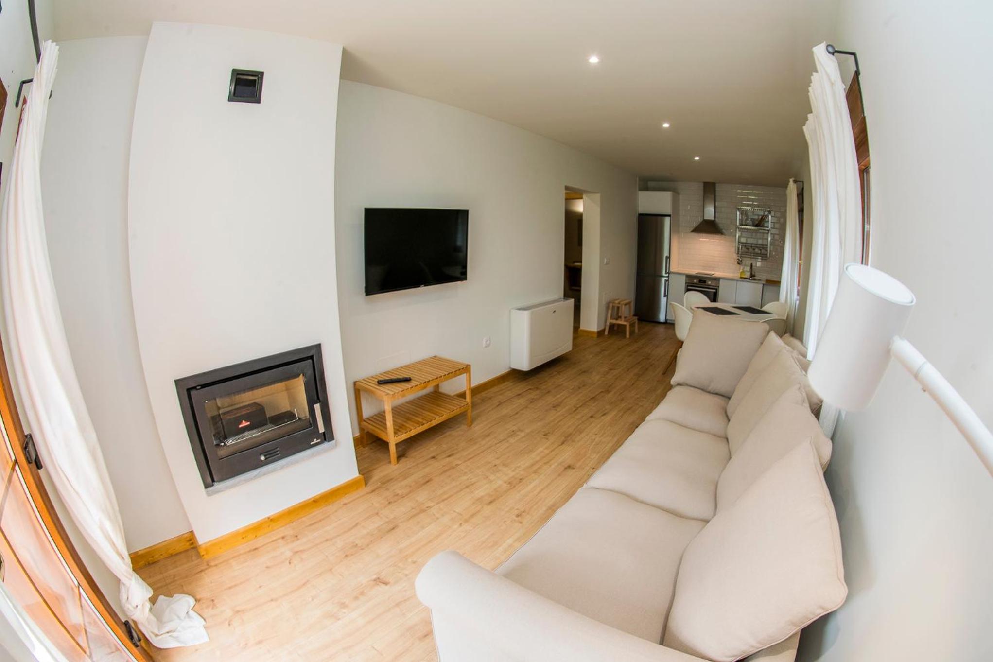 One-Bedroom Apartment - Photo 10