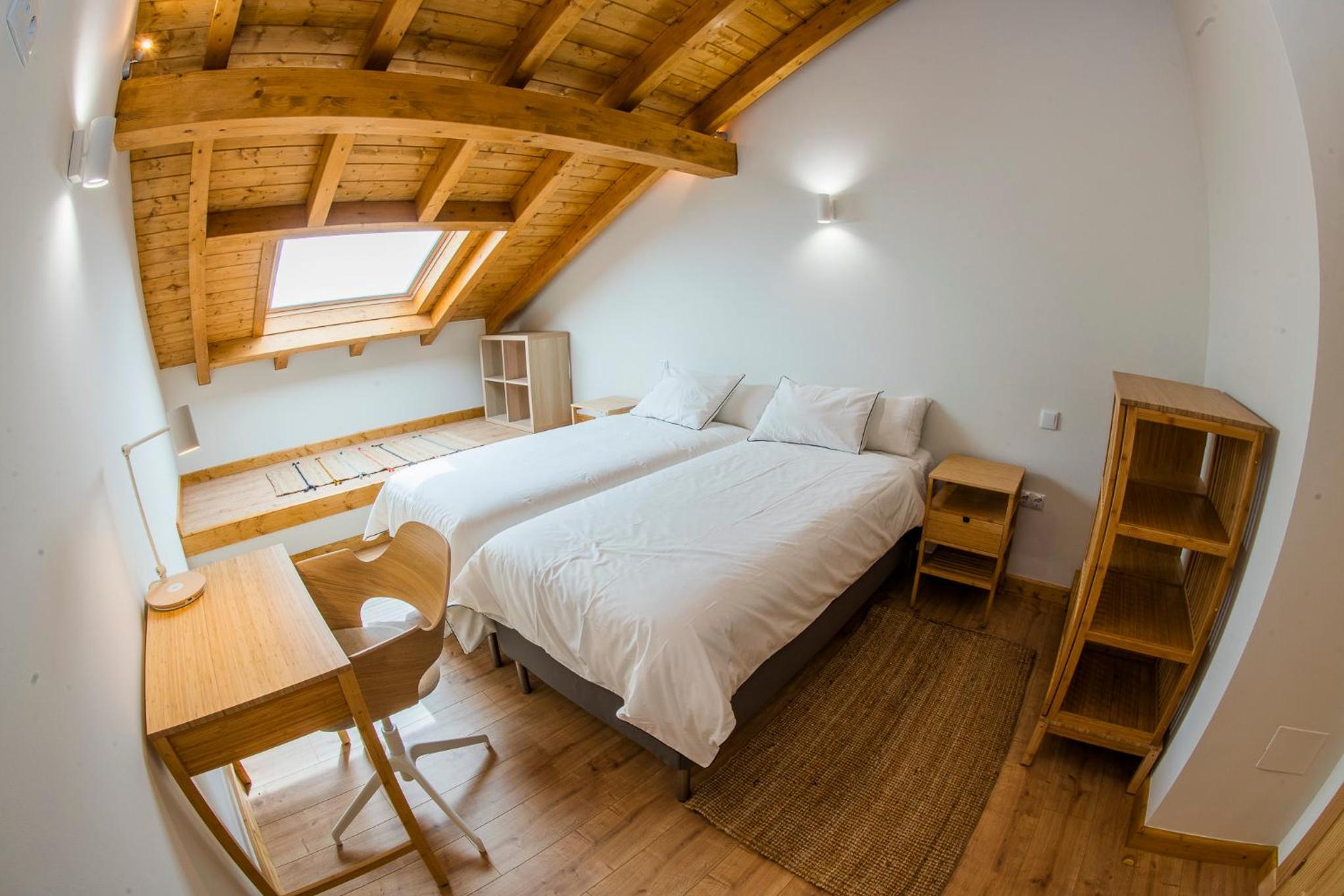 Apartment with Terrace - Photo 1