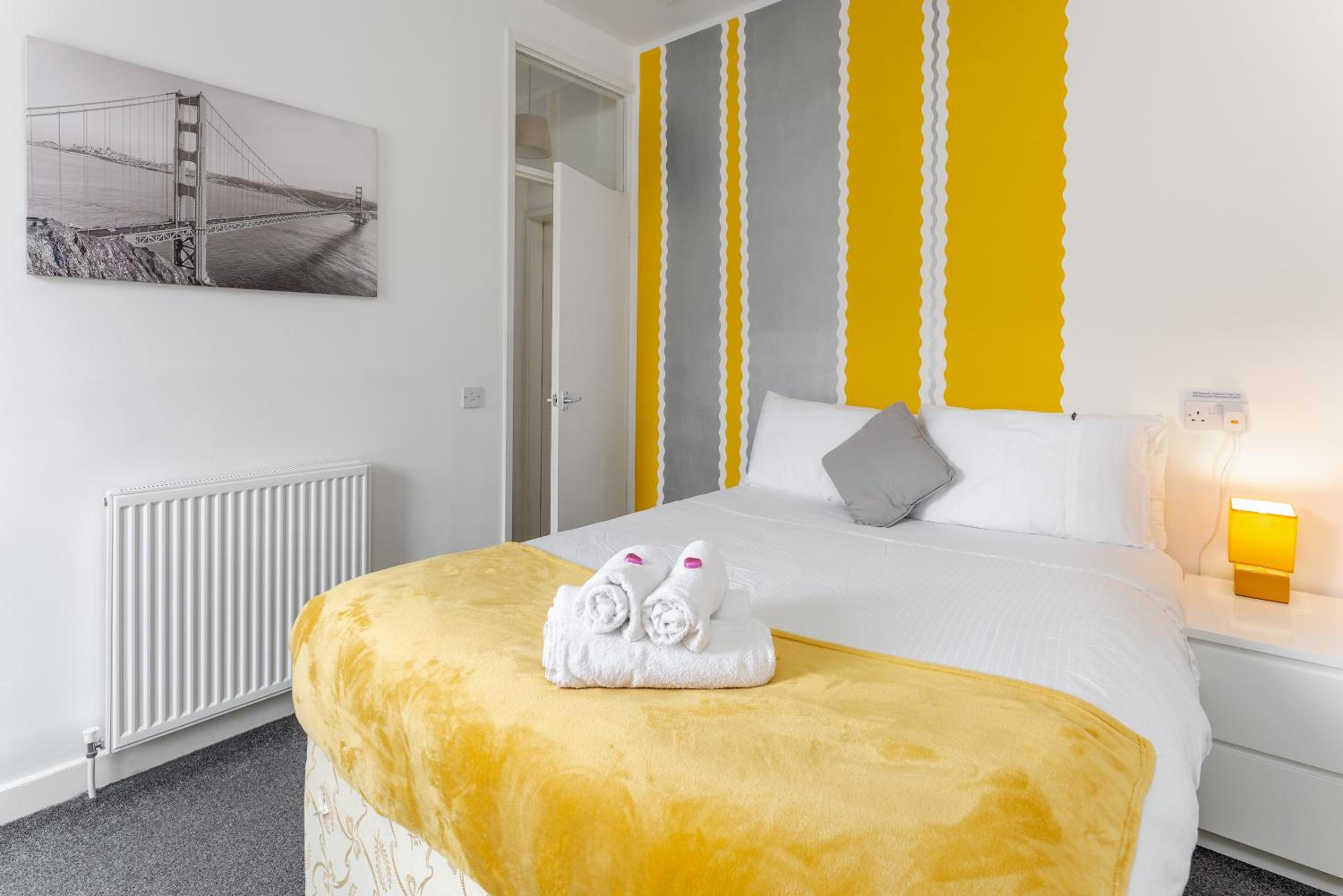 Apartment - Photo 1
