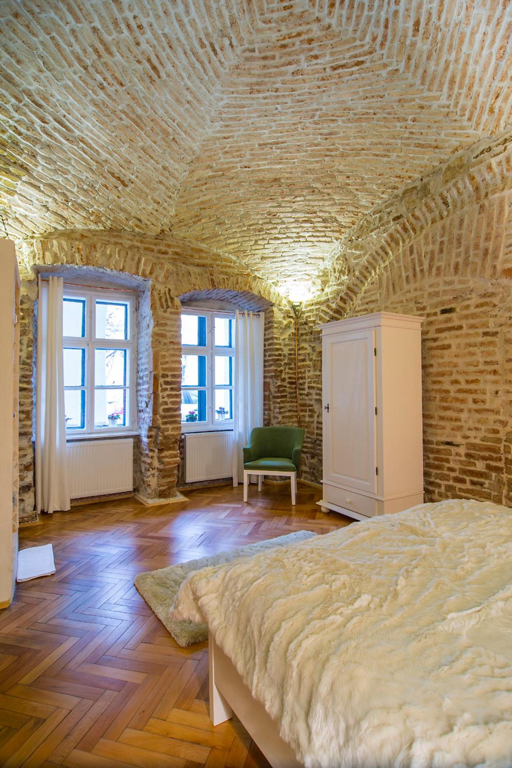 Studio Apartment - Mihail Kogalniceanu 6 photo 2