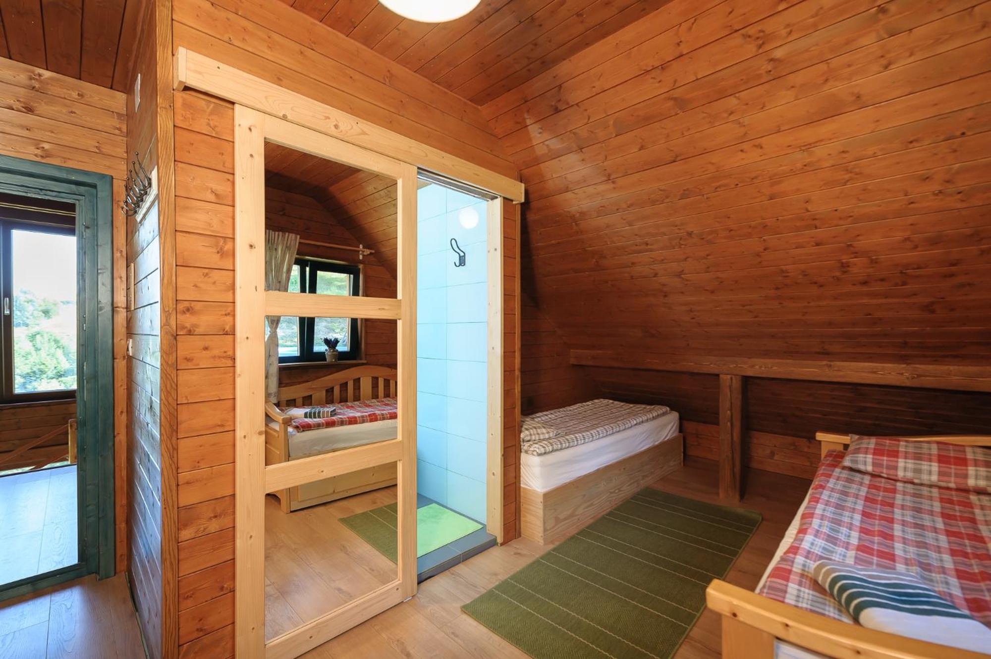 Quadruple Room with Mountain View - Photo 1