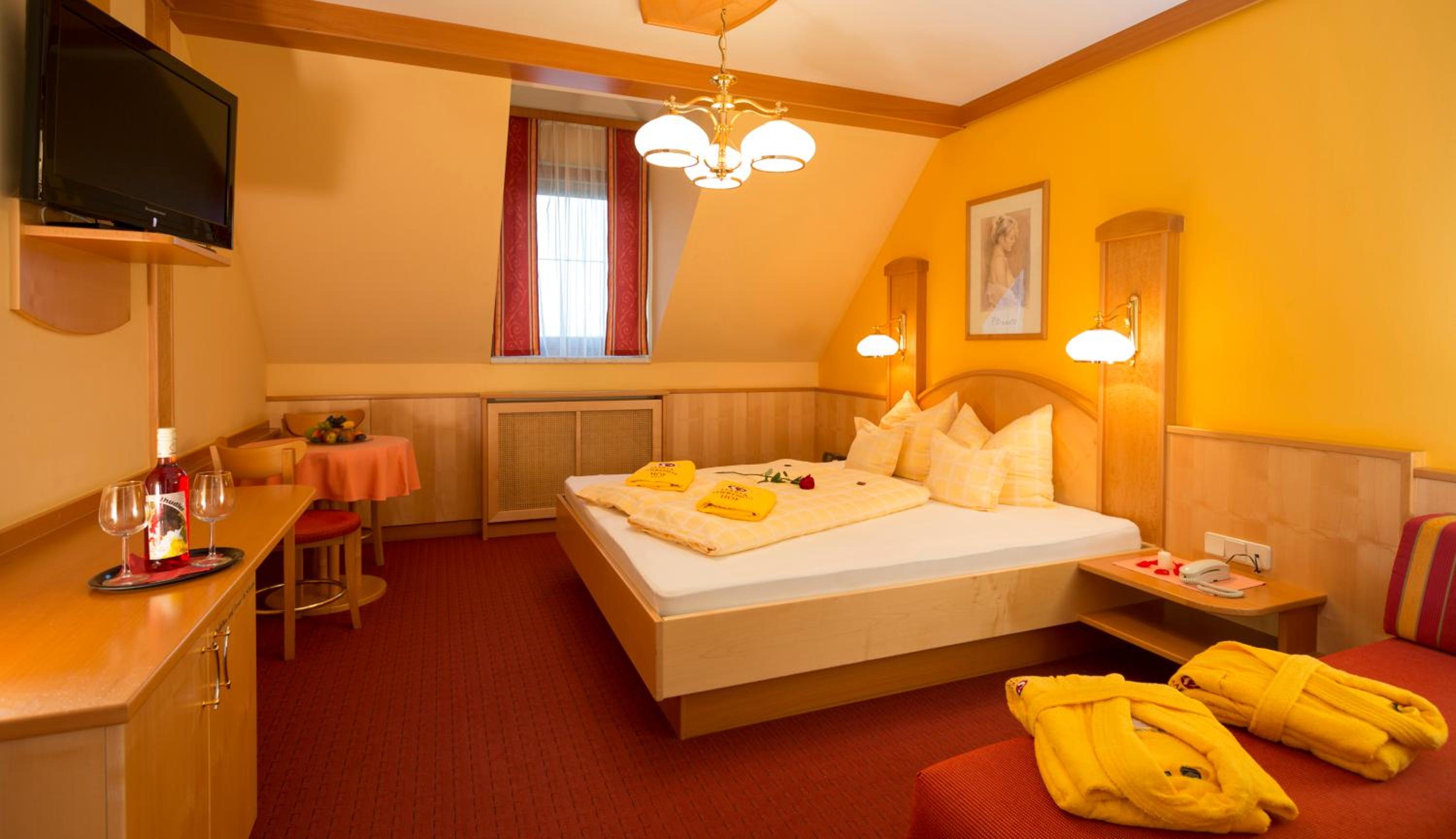 Double Room - Photo 4