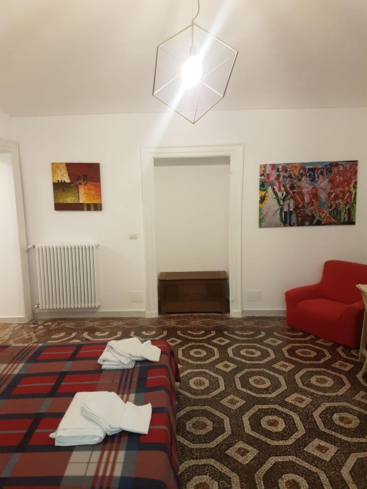 Triple Room photo 2