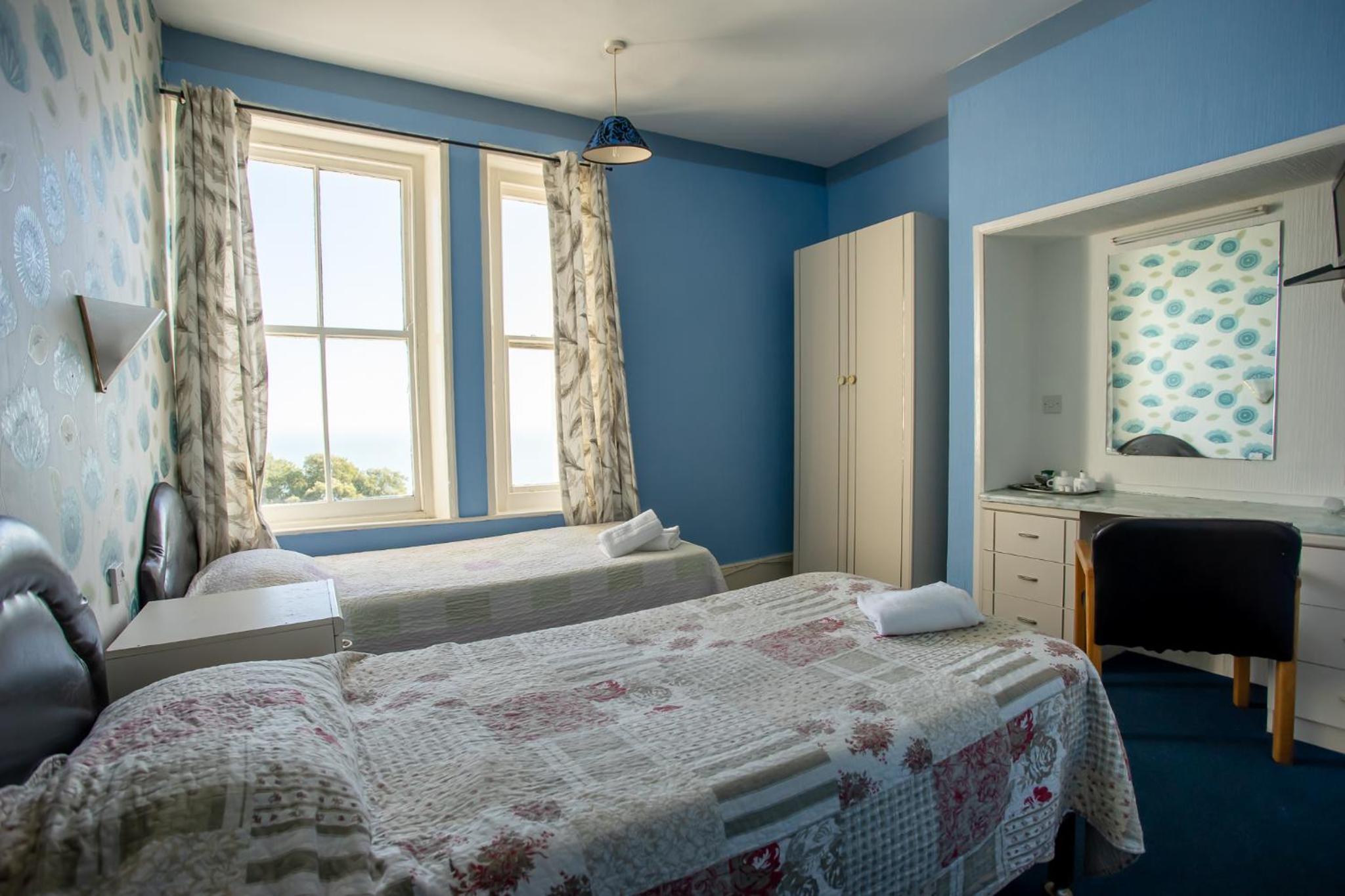 Twin Room with Sea View photo 1