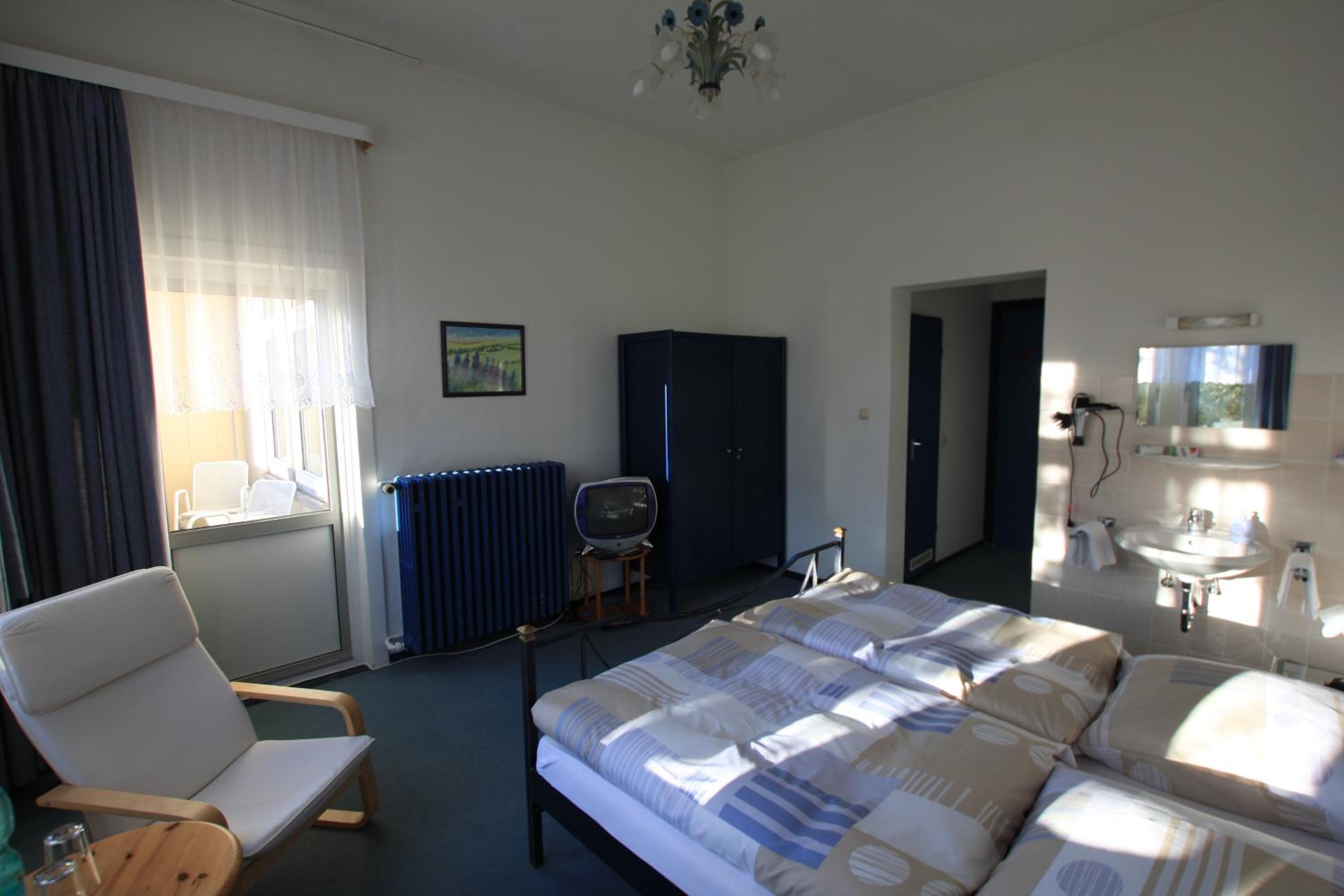 Double Room with Balcony photo 2
