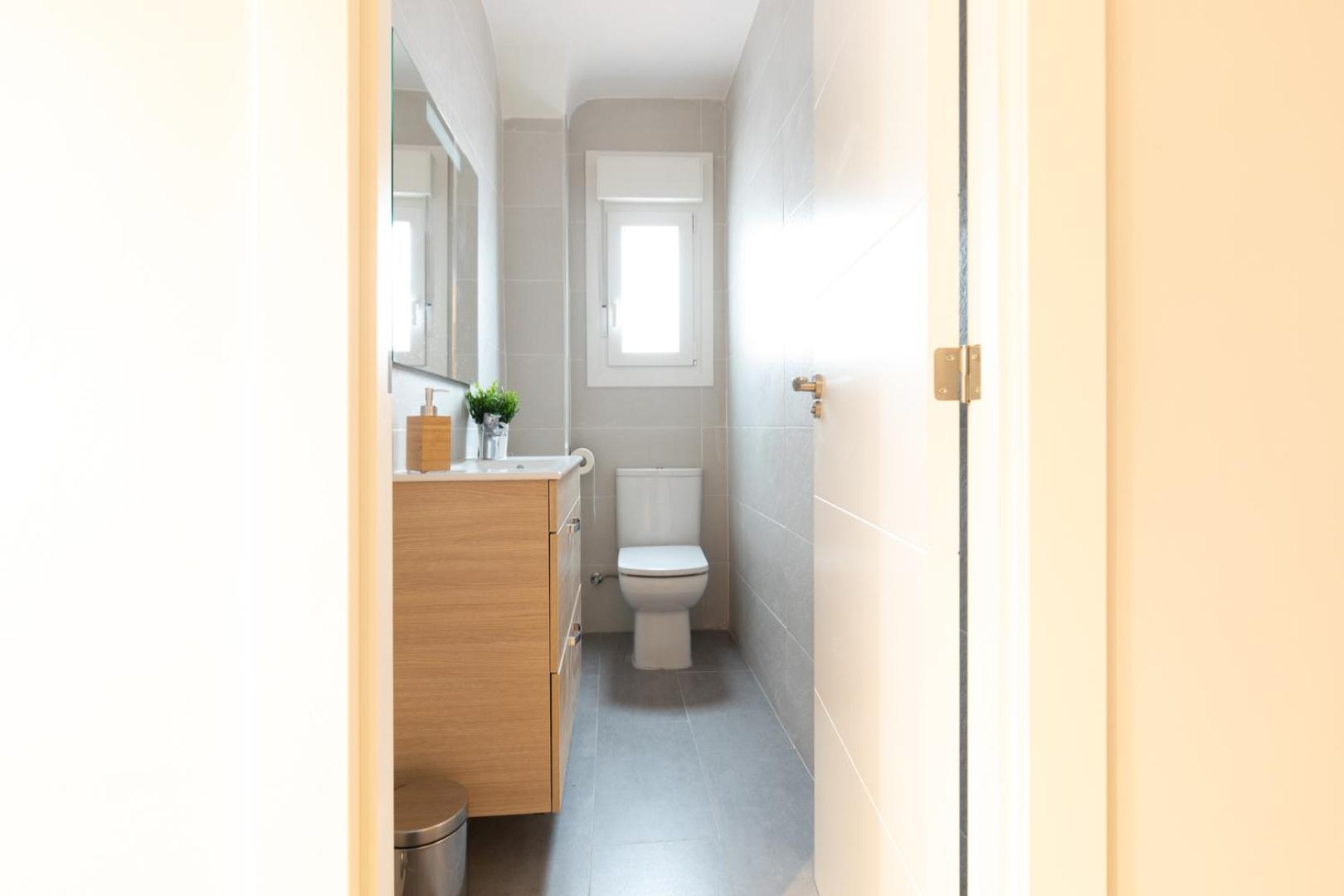 Three-Bedroom Apartment - Photo 6