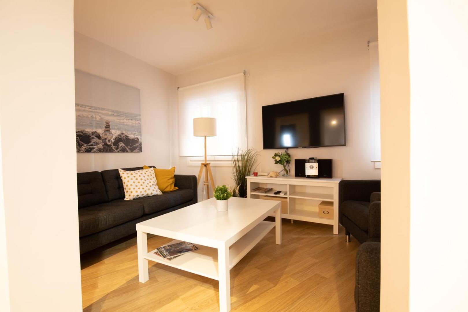 Three-Bedroom Apartment - Photo 17