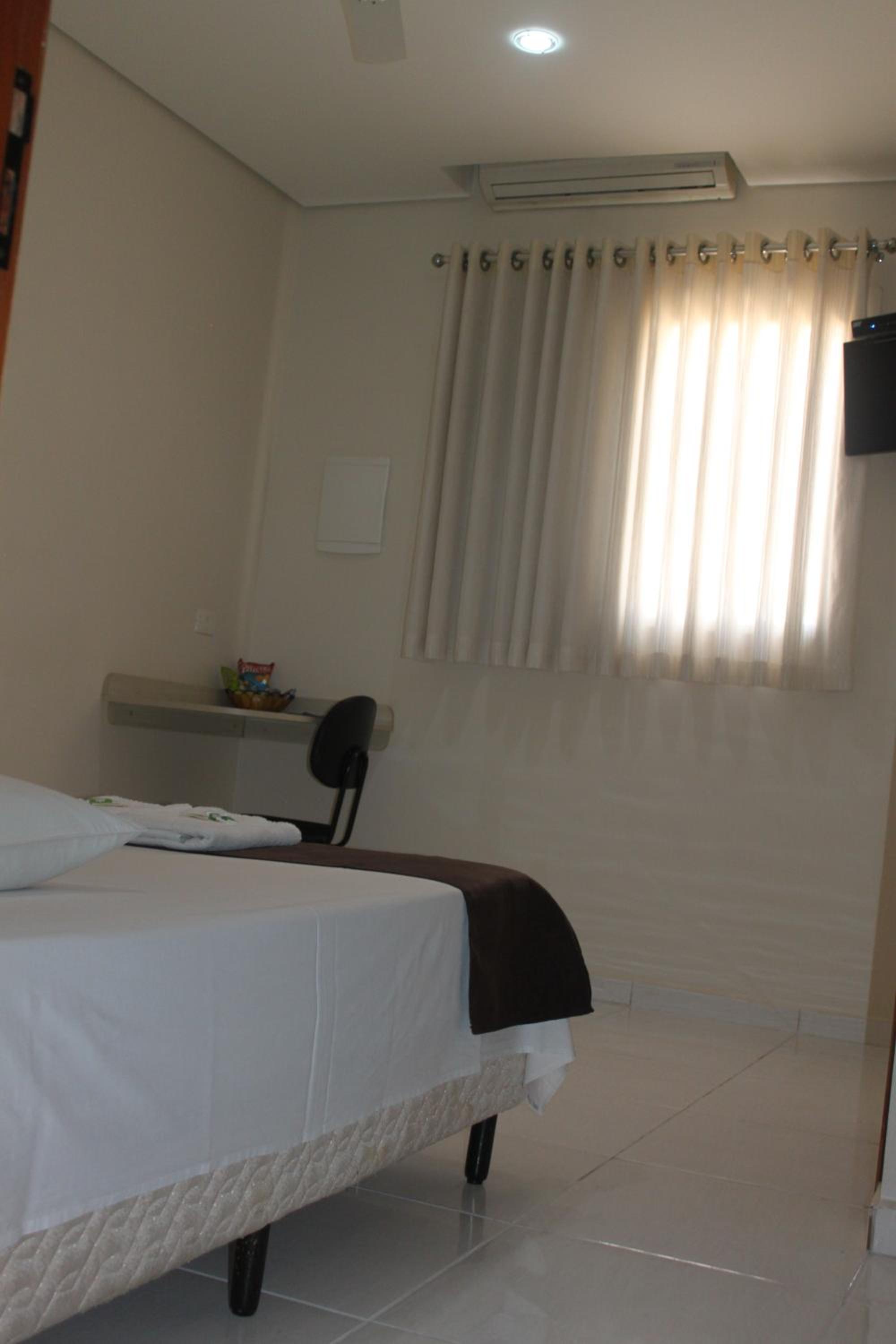 Double Room - Photo 2