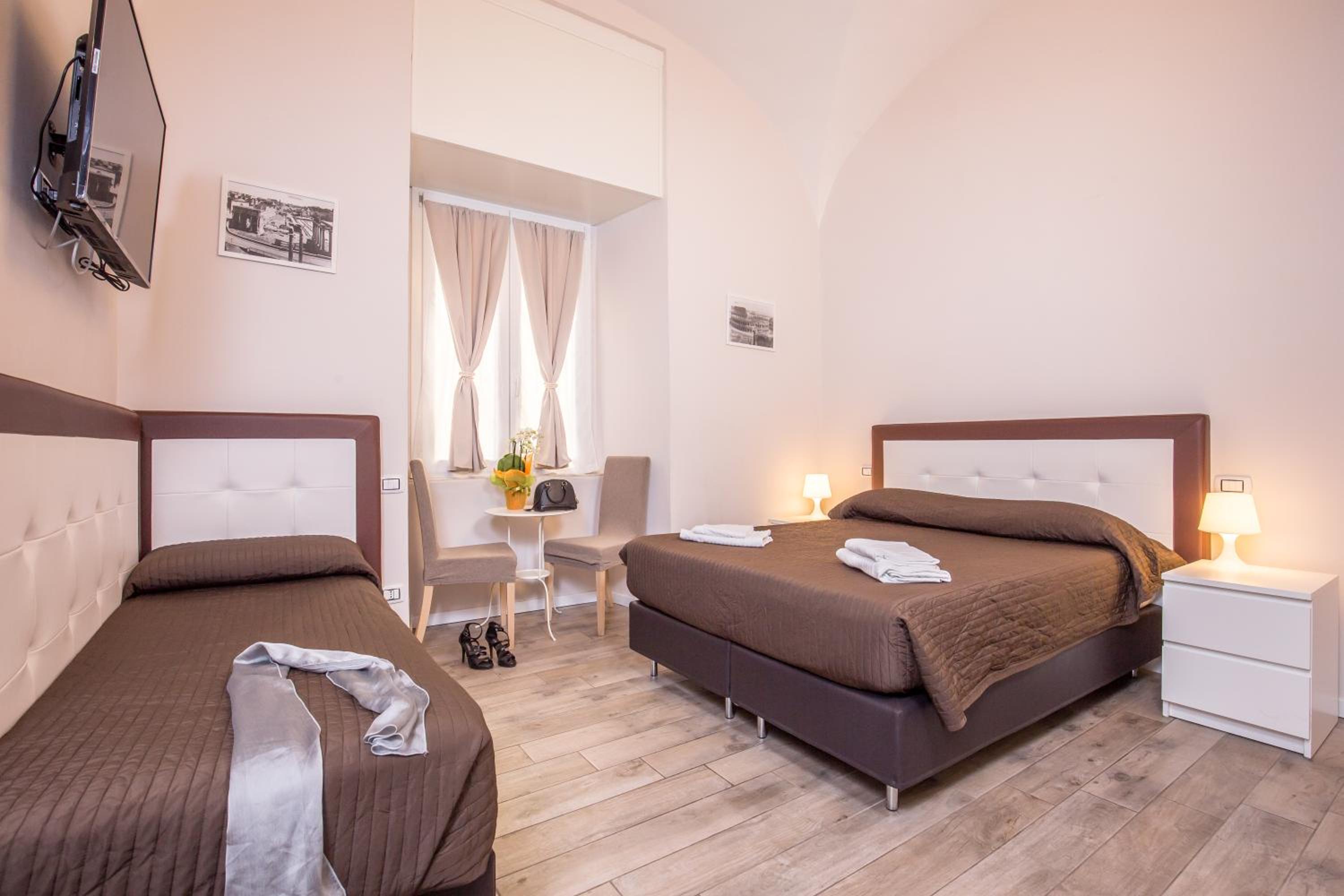 Triple Room with Private Bathroom