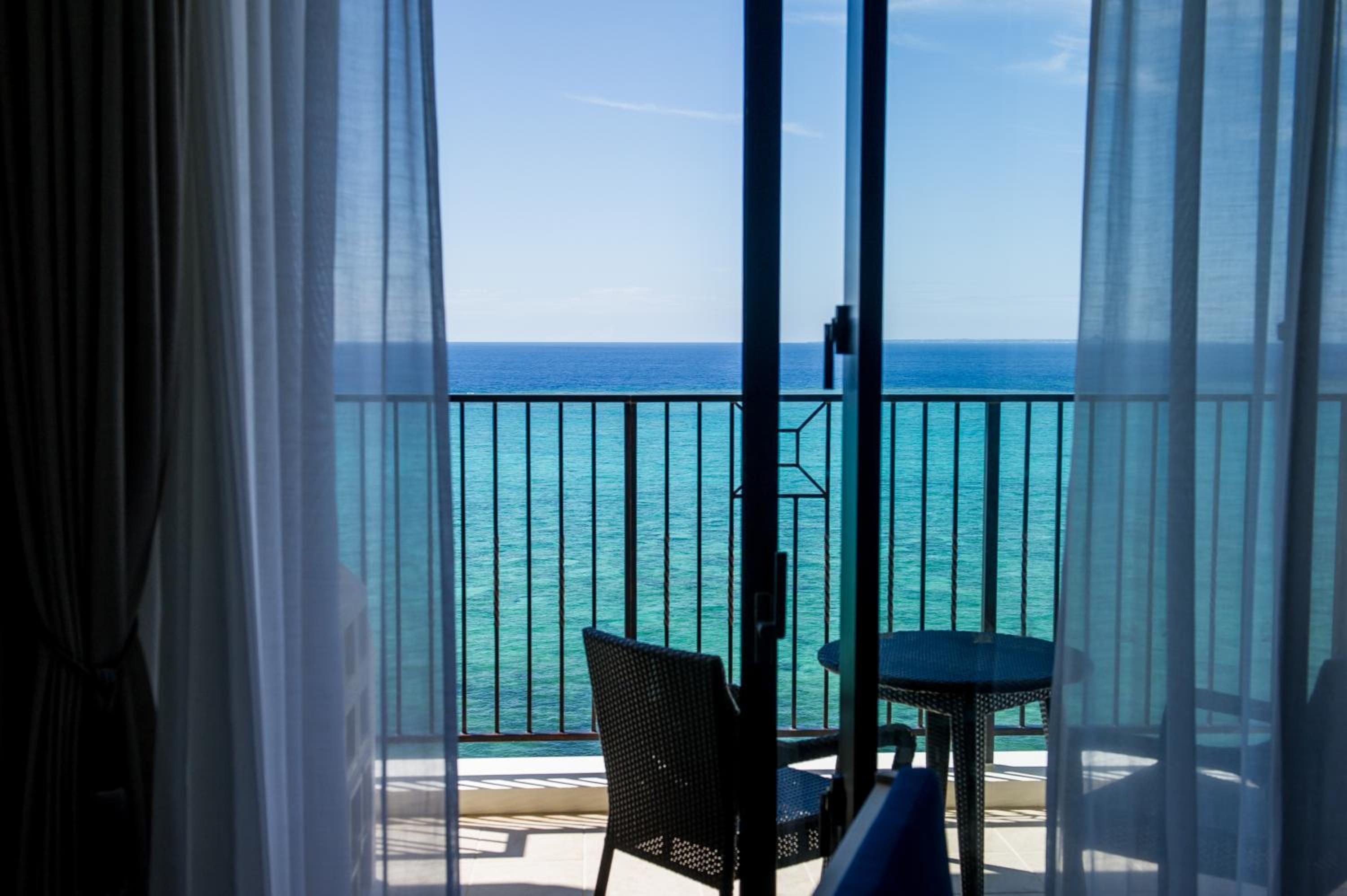 【Premium Club】Standard Twin room Seaview with Spa & Lounge Access 12F, photo 6