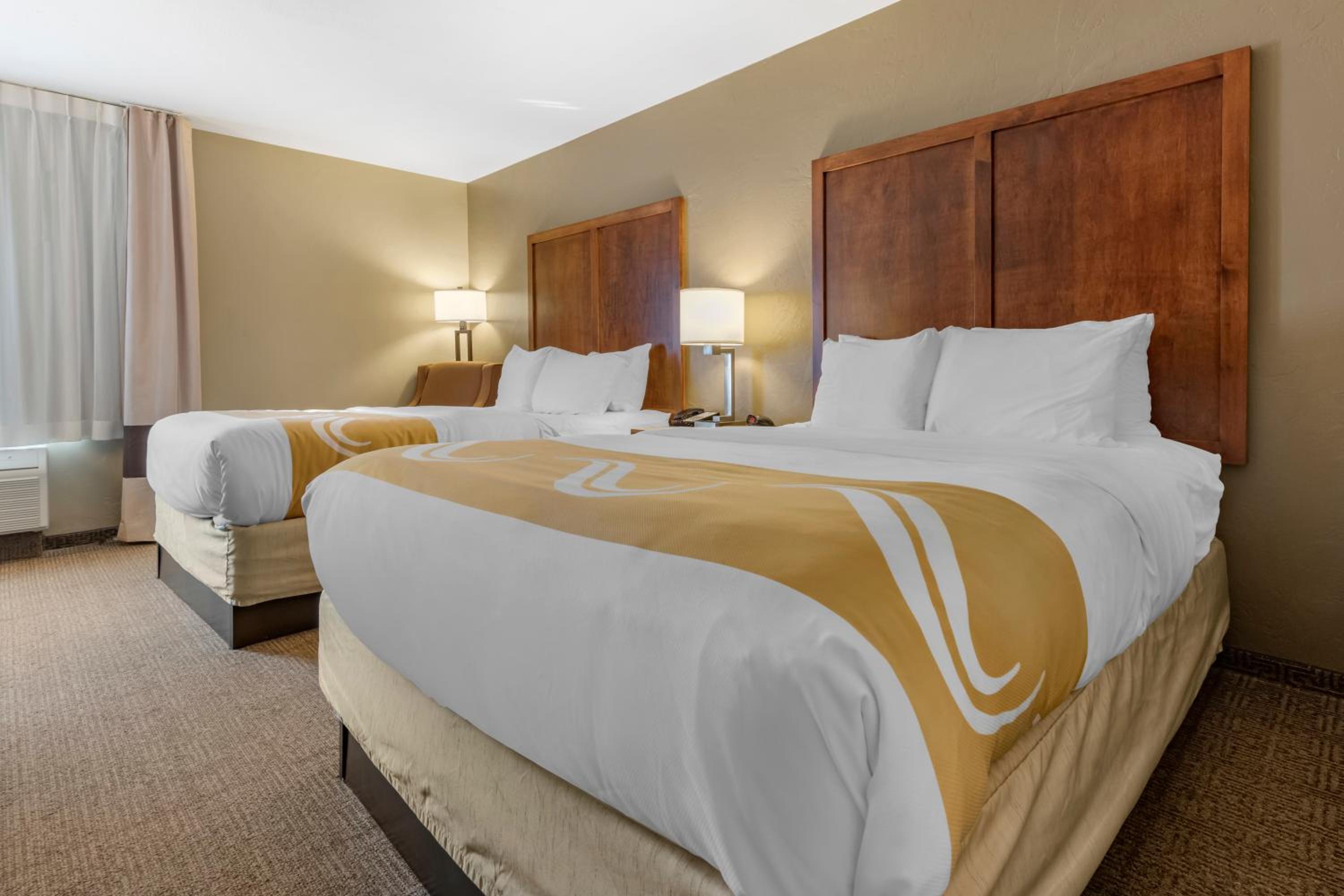 Queen Room with Two Queen Beds - Non-Smoking - Photo 1