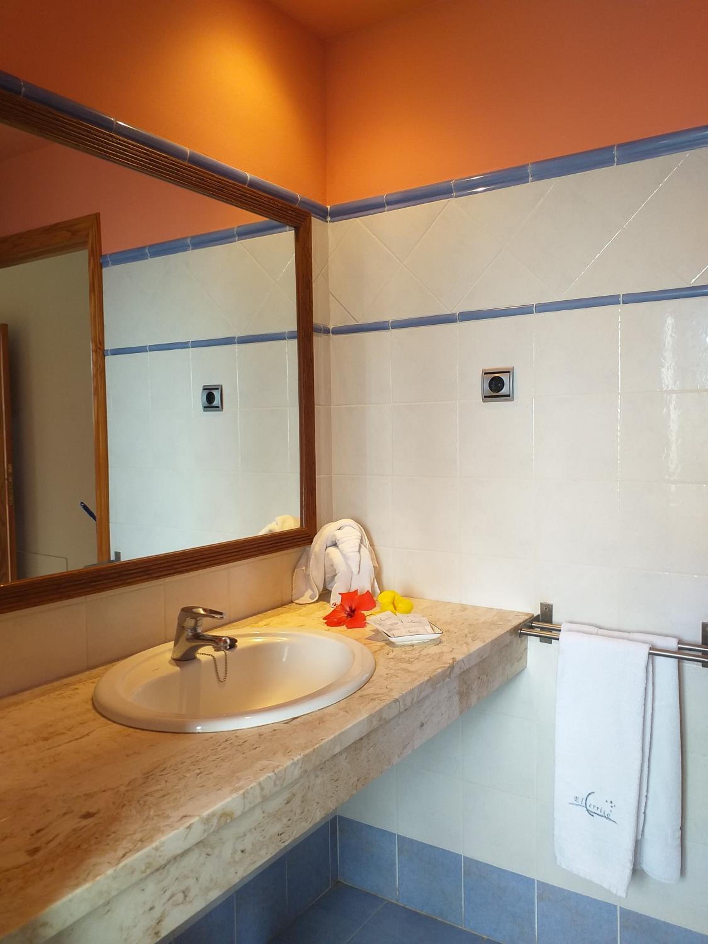 Standard Apartment - Photo 5