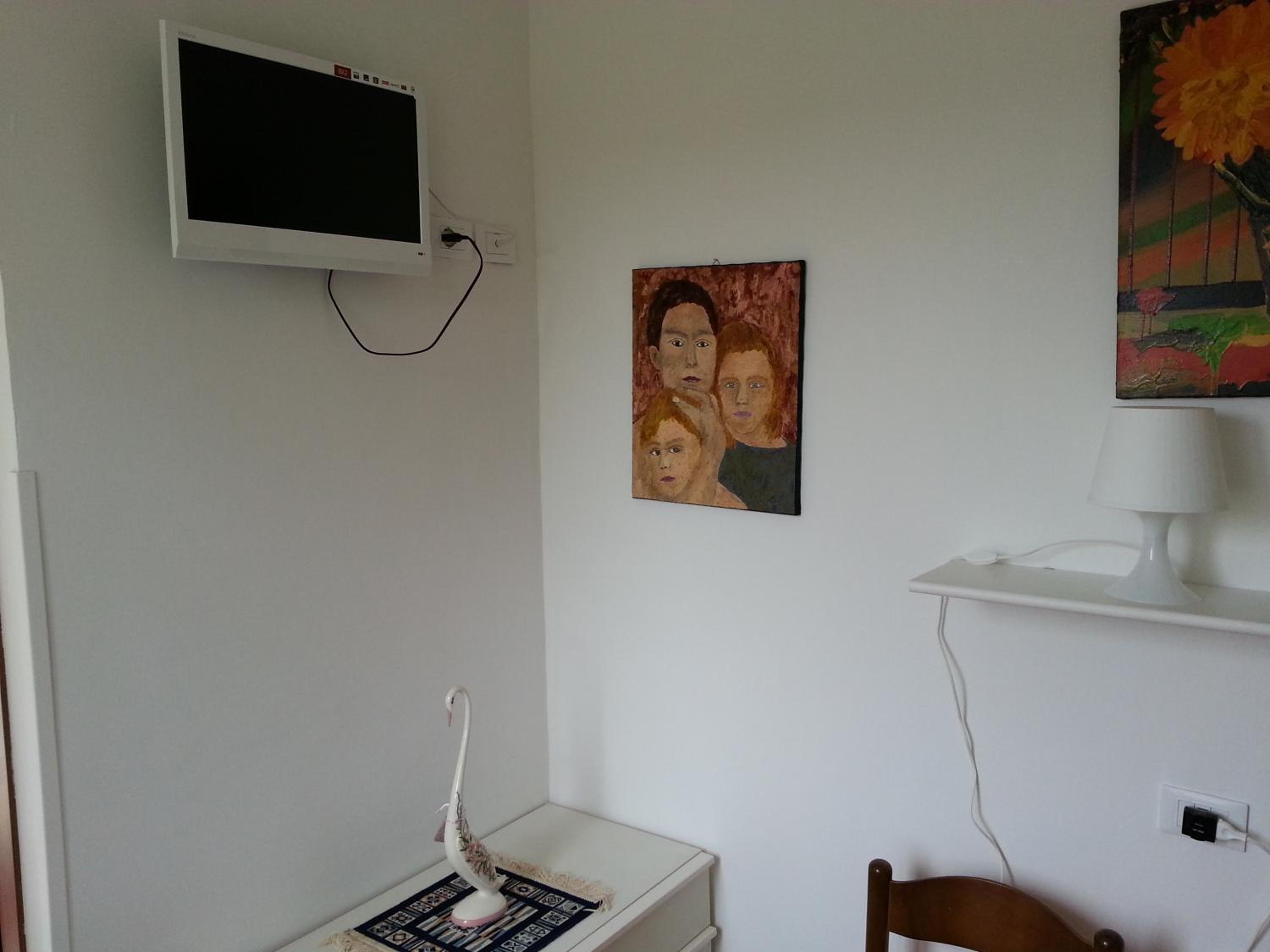 Single Room photo 2
