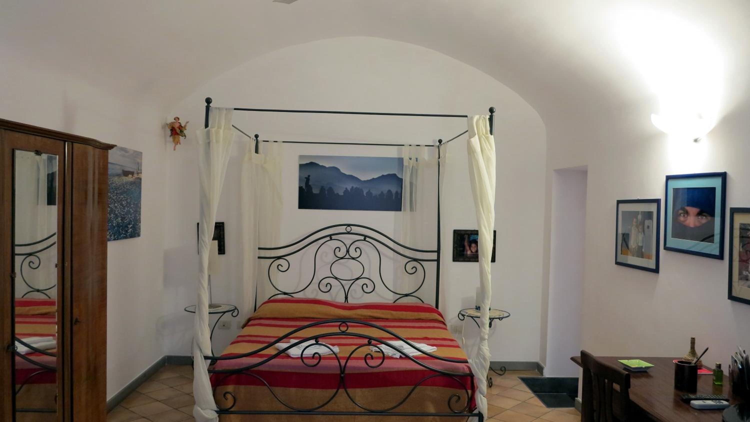 Large Double Room