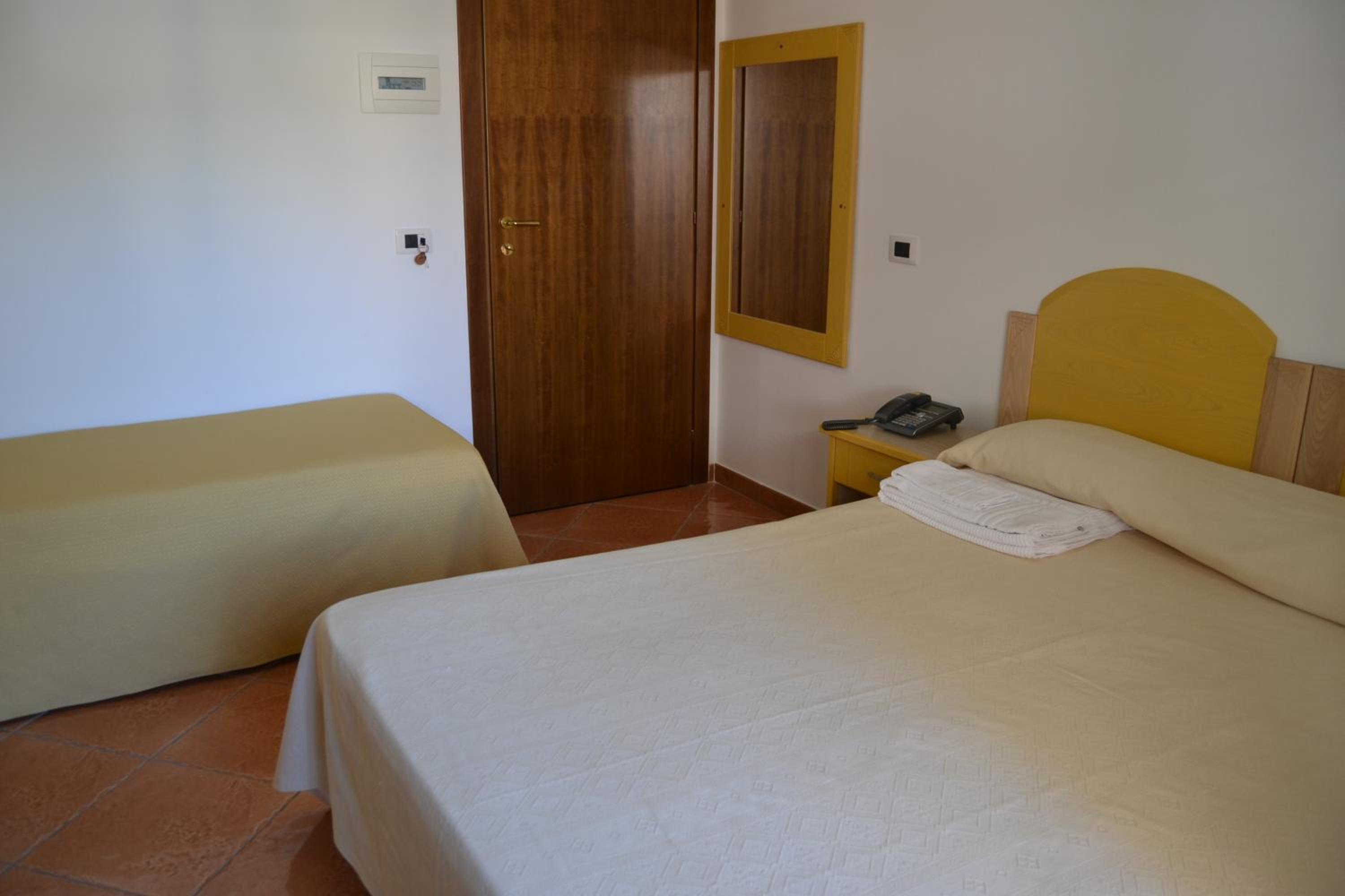 Triple Room with Balcony