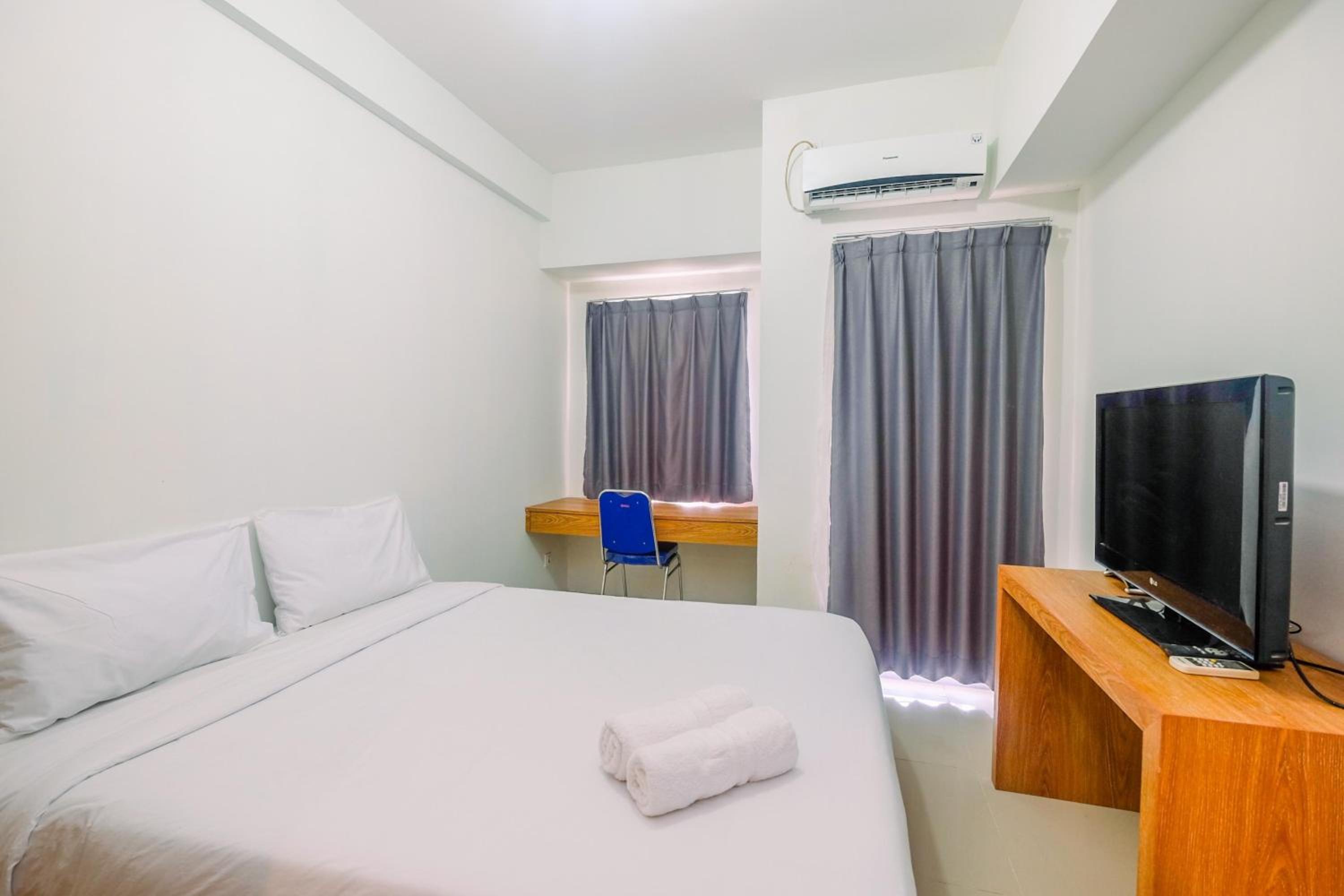 Studio Apartment photo 1
