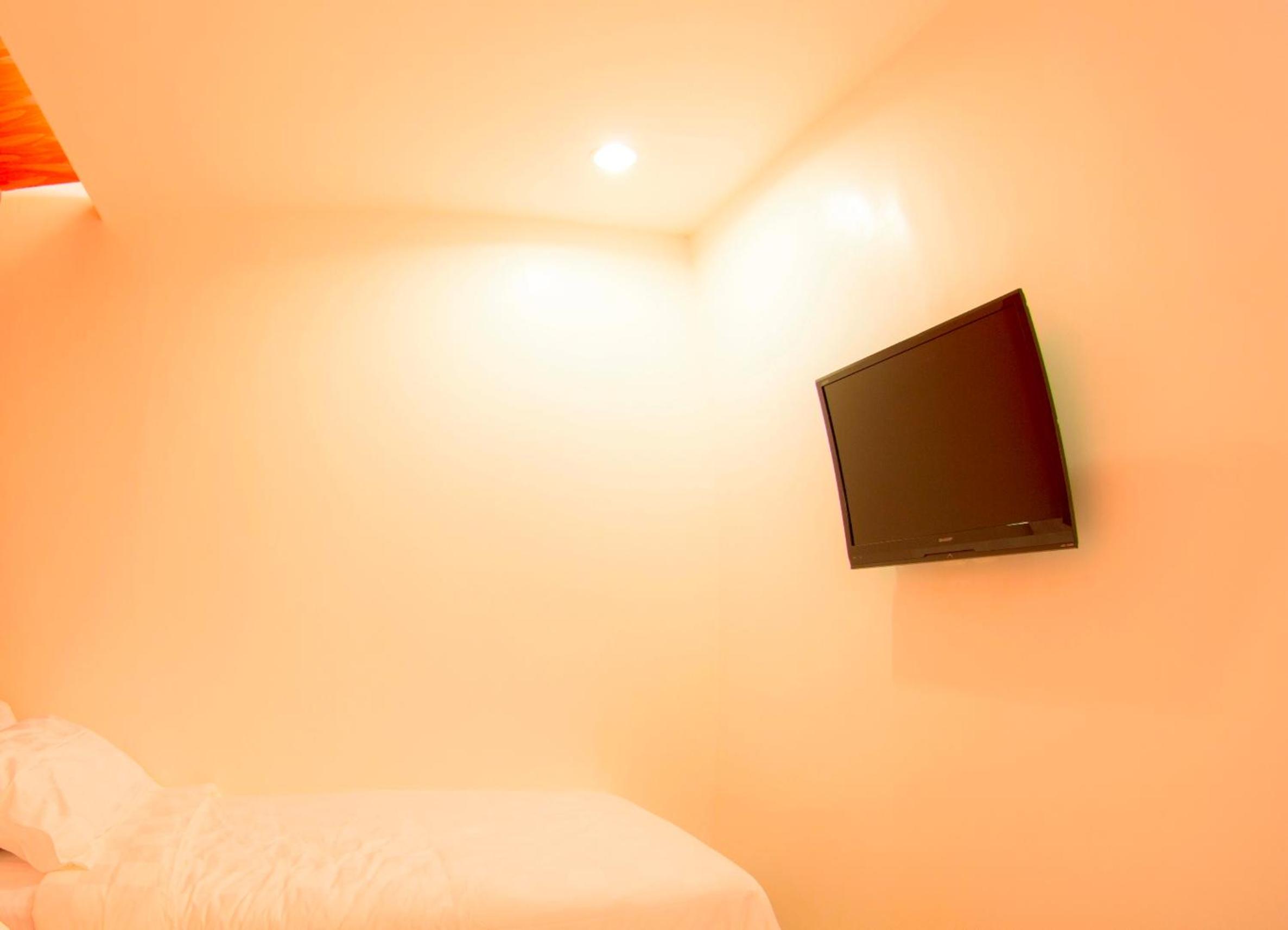 Standard Double Room - Photo 5