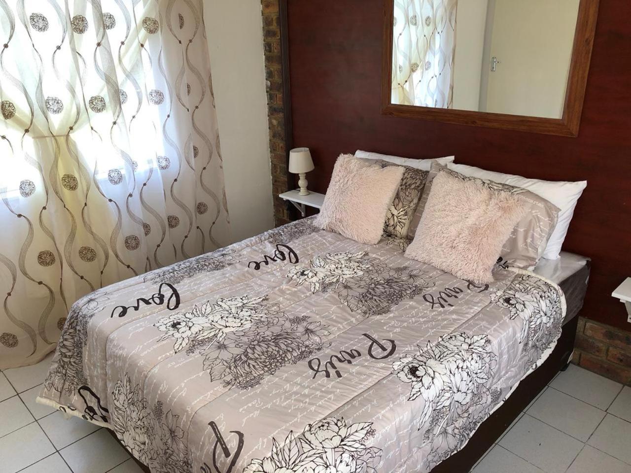 One-Bedroom Chalet - Photo 1