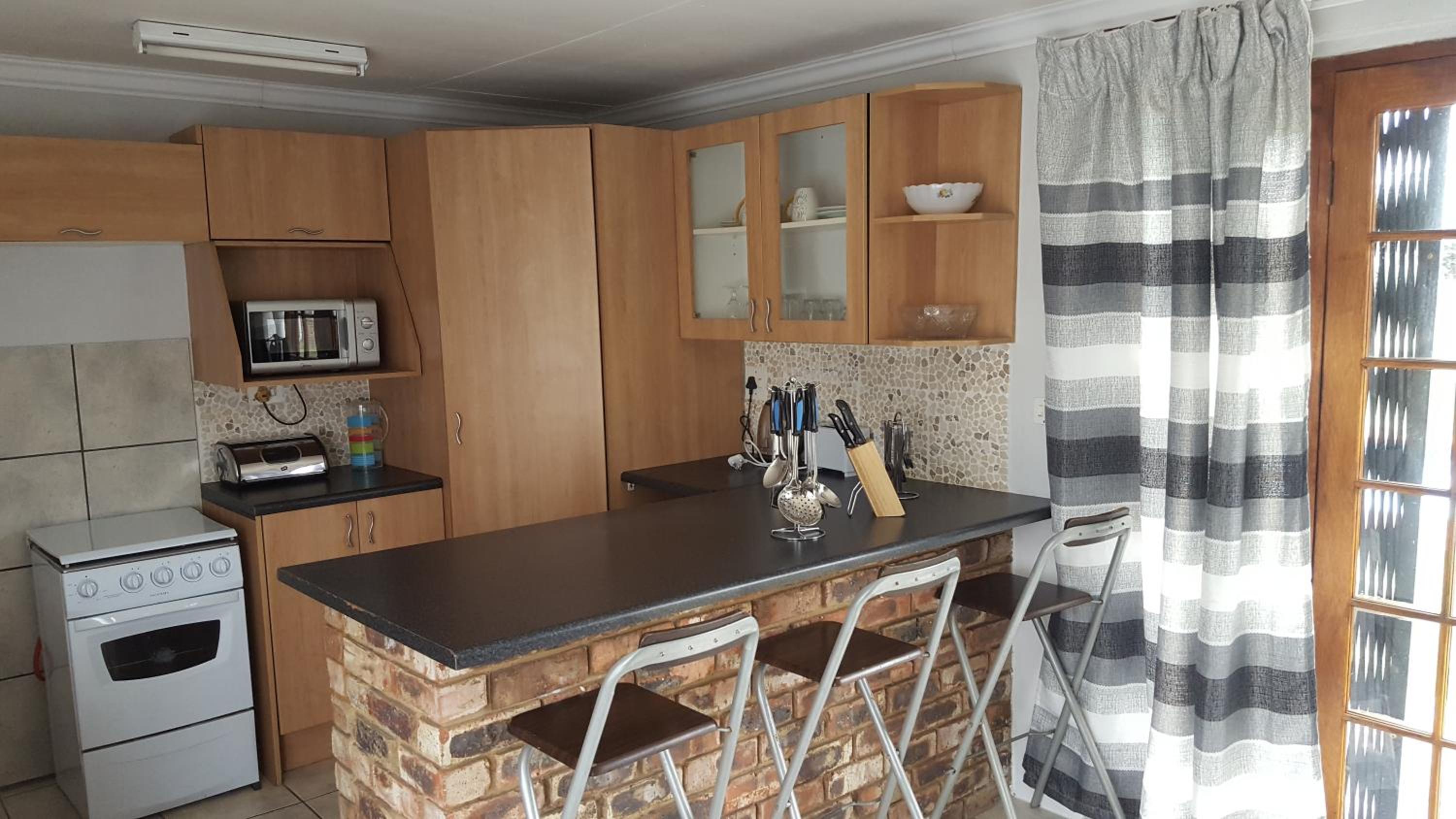 One-Bedroom Chalet - Photo 5