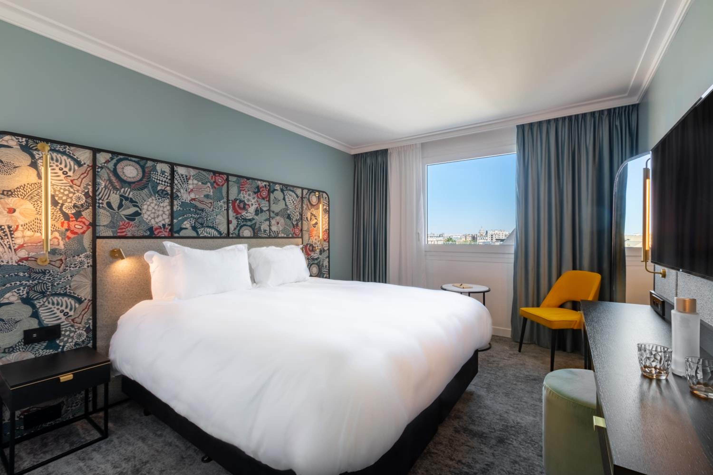 Premium Room thumbnail 6