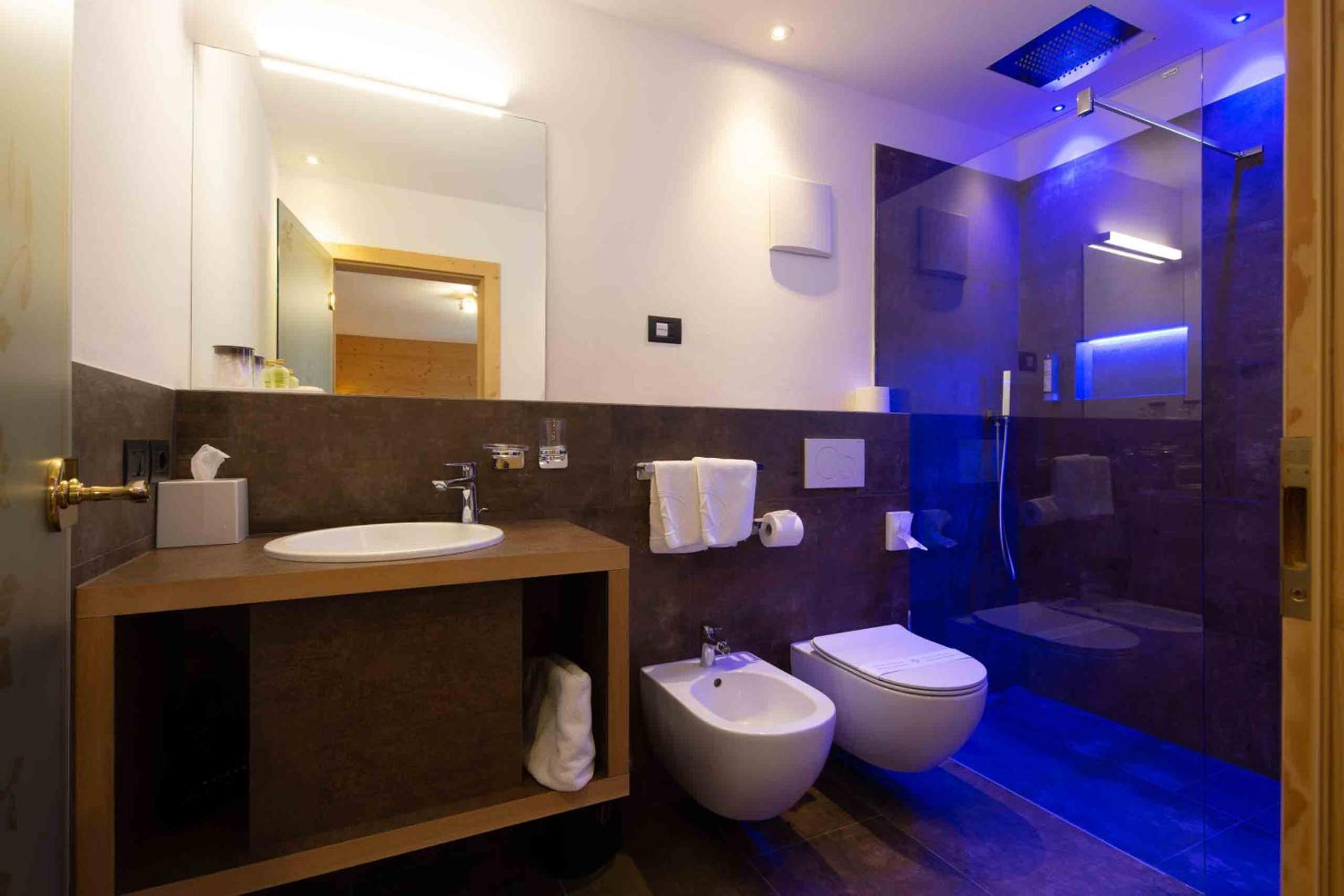 Classic Double or Twin Room photo 2