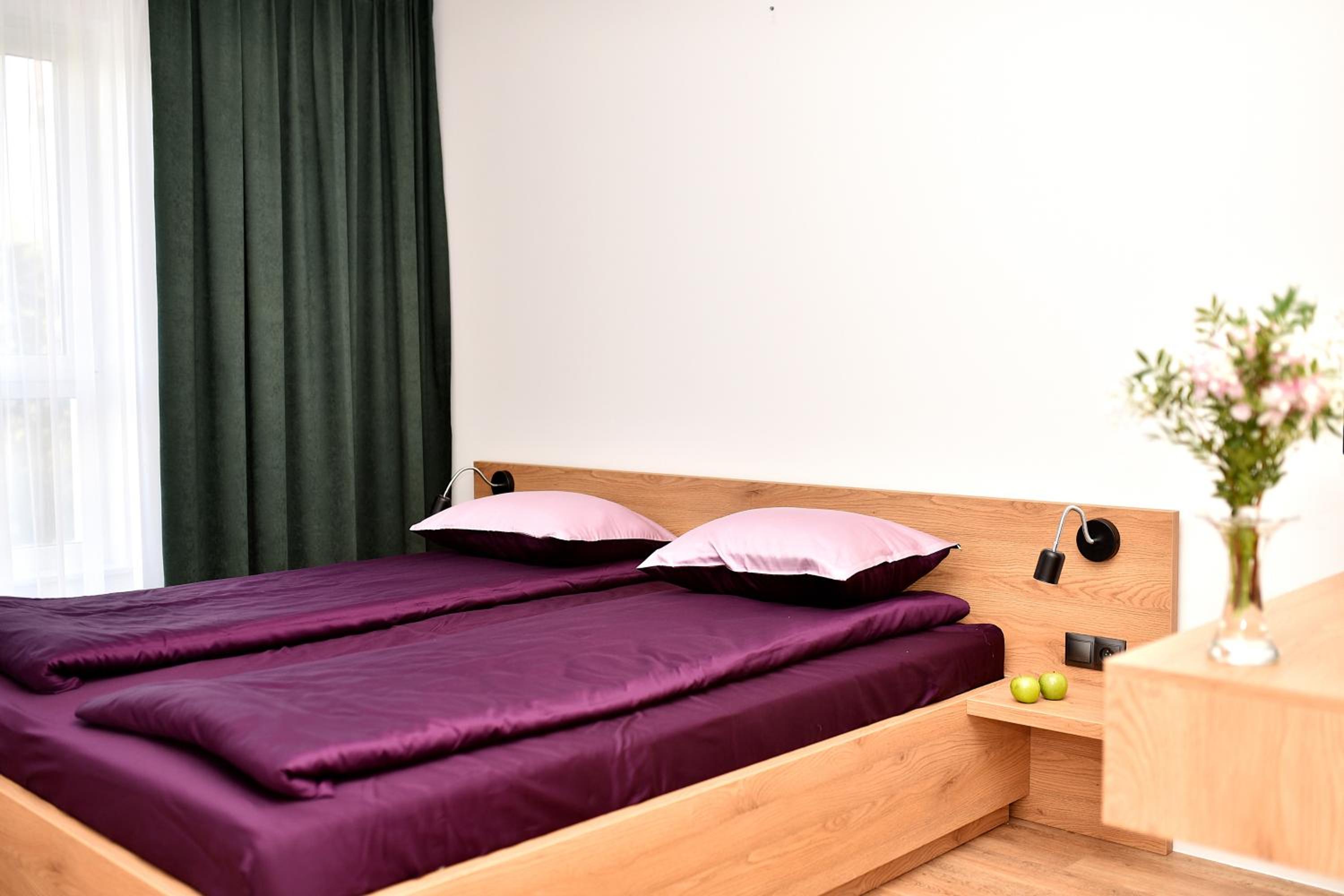 One-Bedroom Apartment - Photo 16