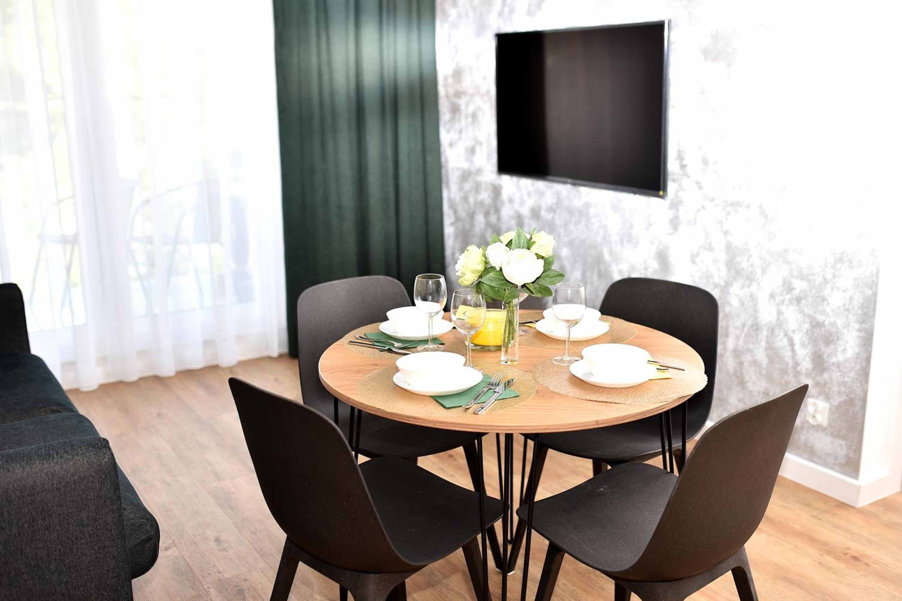 One-Bedroom Apartment - Photo 17