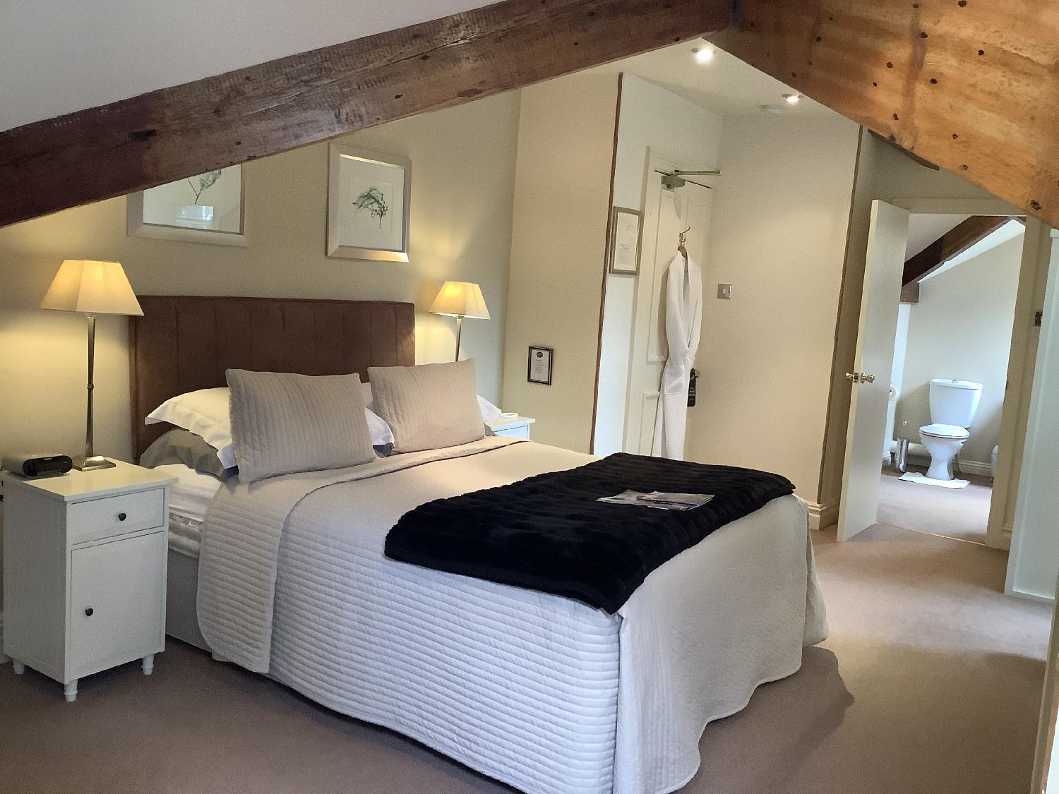 Double Room with Private Bathroom