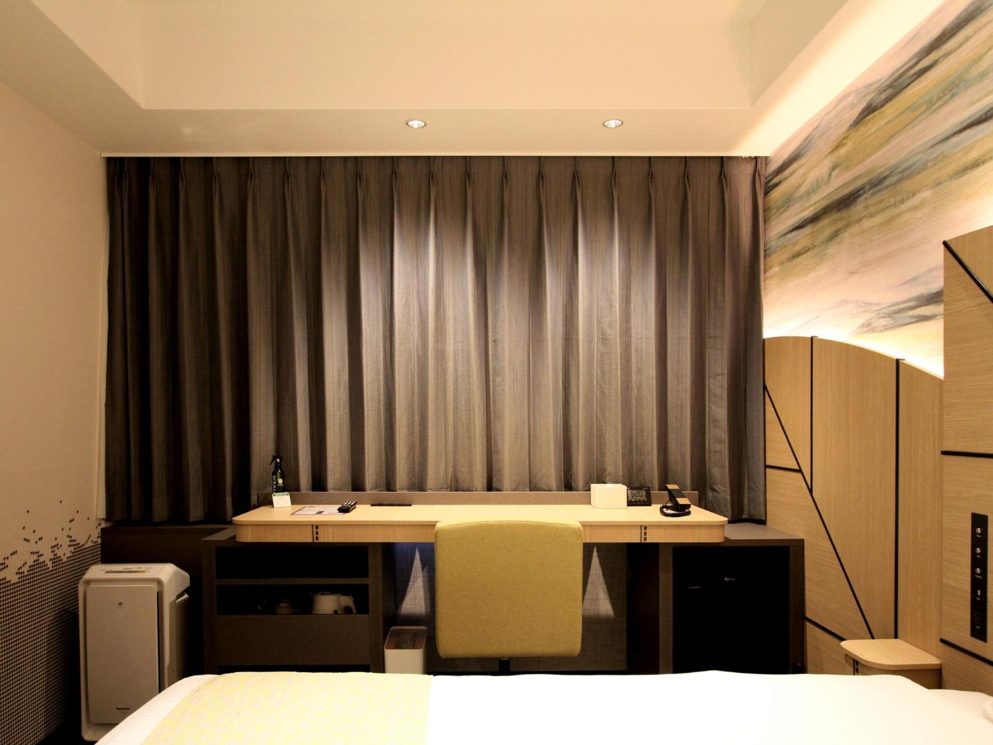 Double Room - Photo 18
